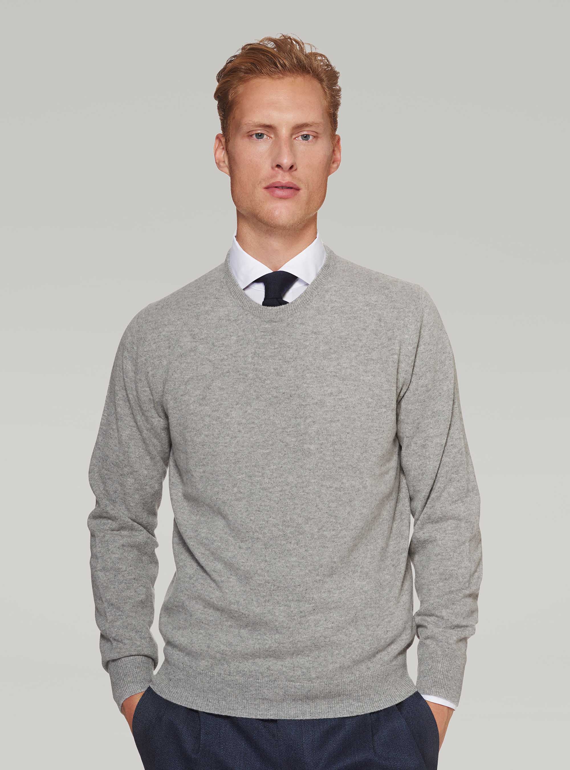Cashmere roundneck sweater top