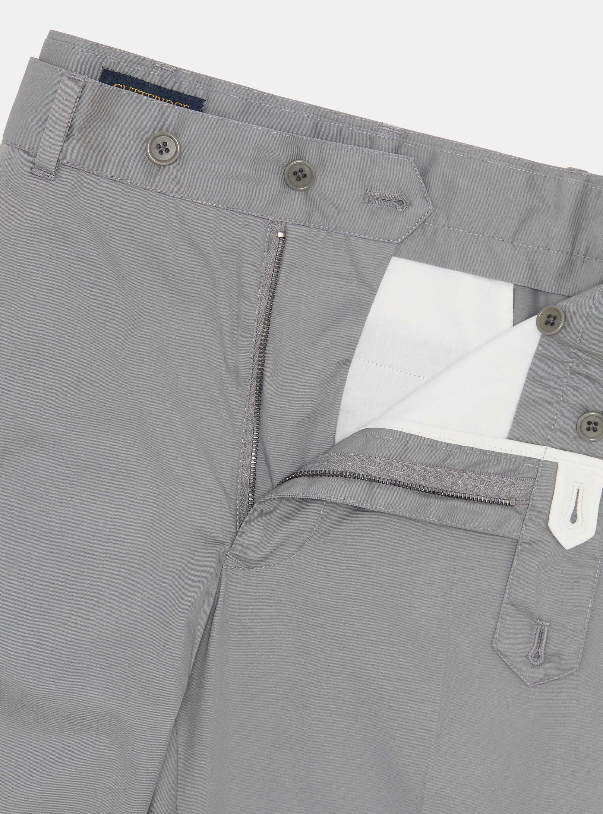 Pantaloni chino in twill leggero, GRIGIO CHIARO