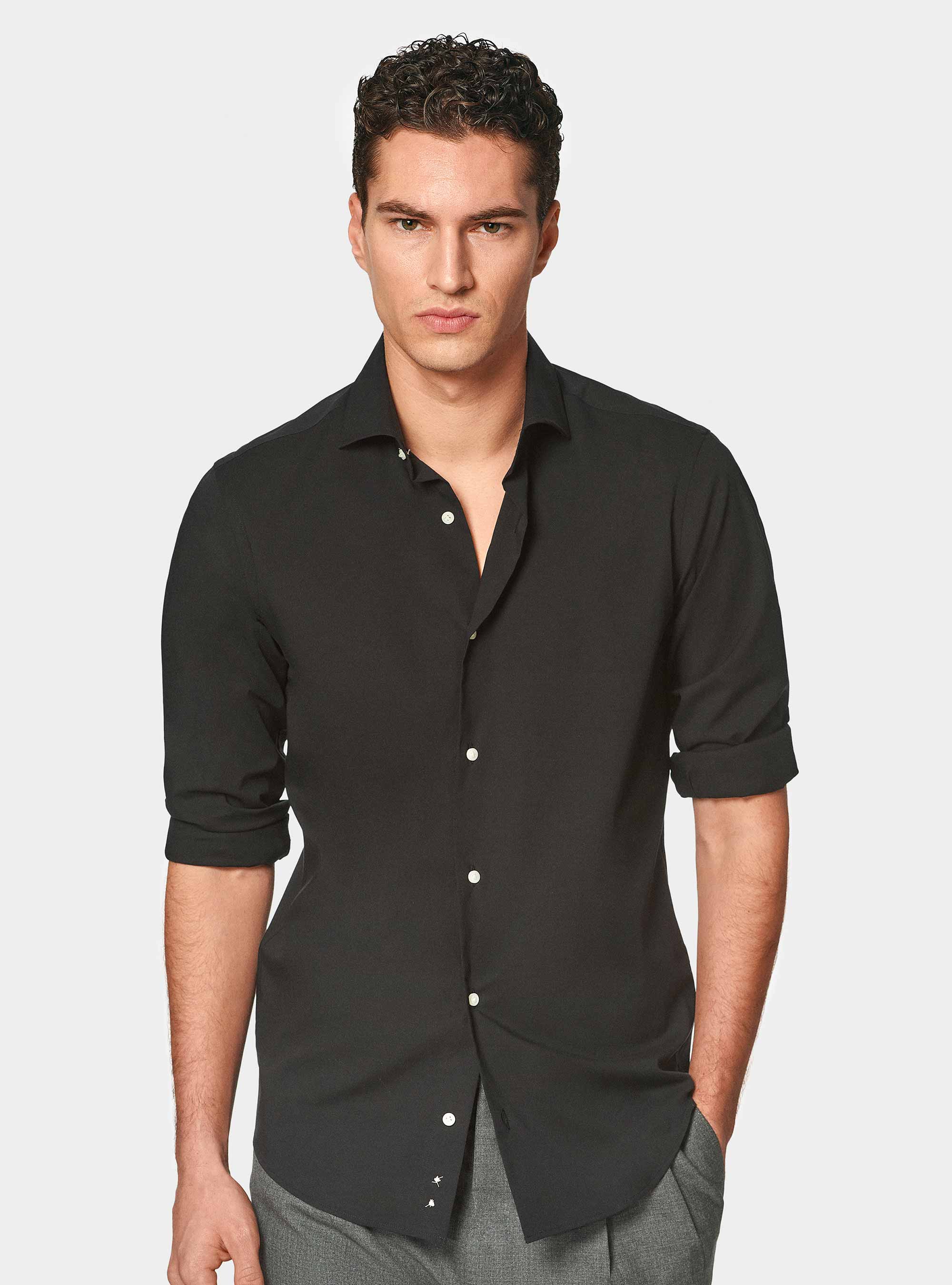 Camicia in popeline stretch, NERO