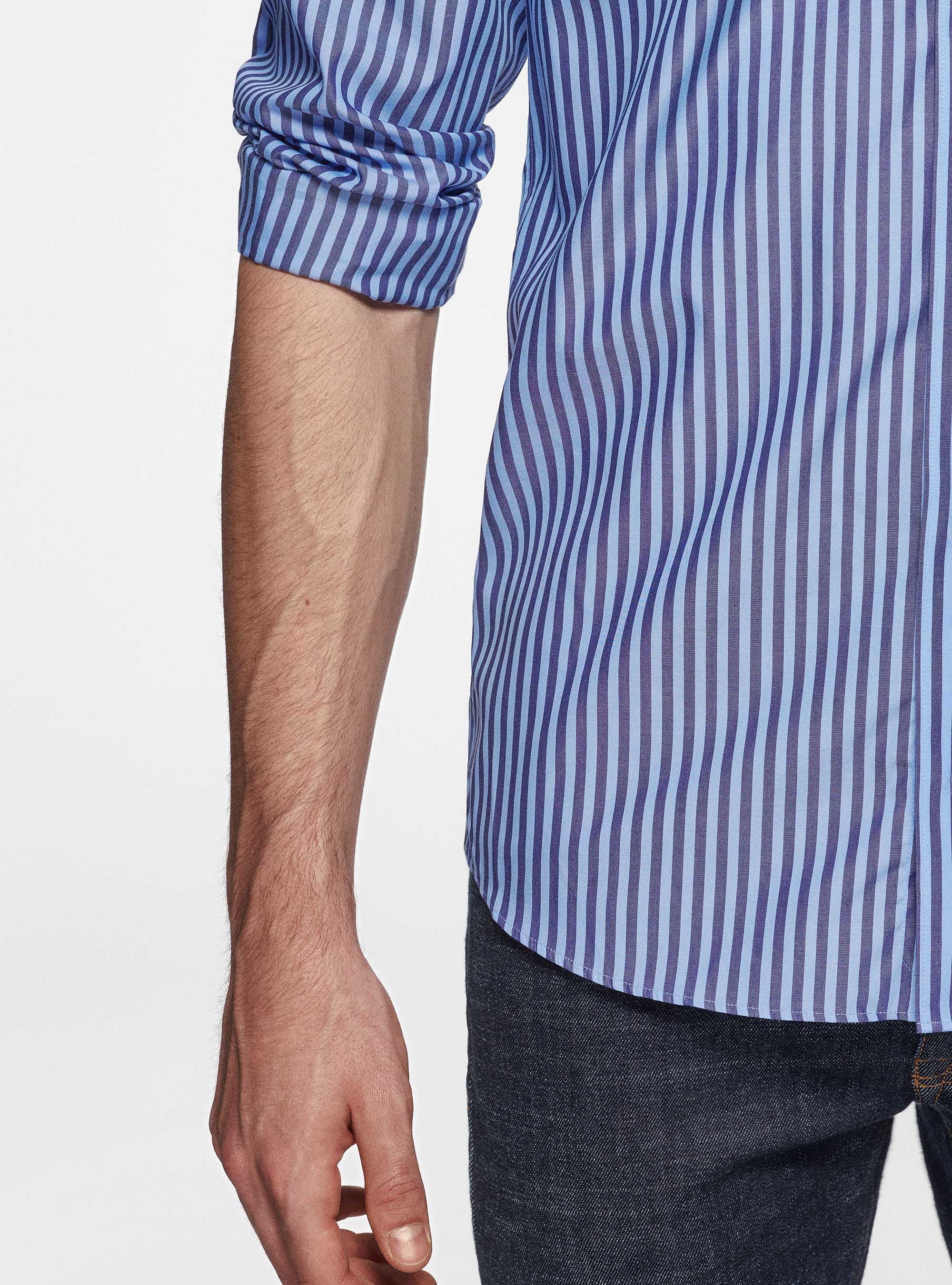 Camicia in puro cotone rigato, BLU