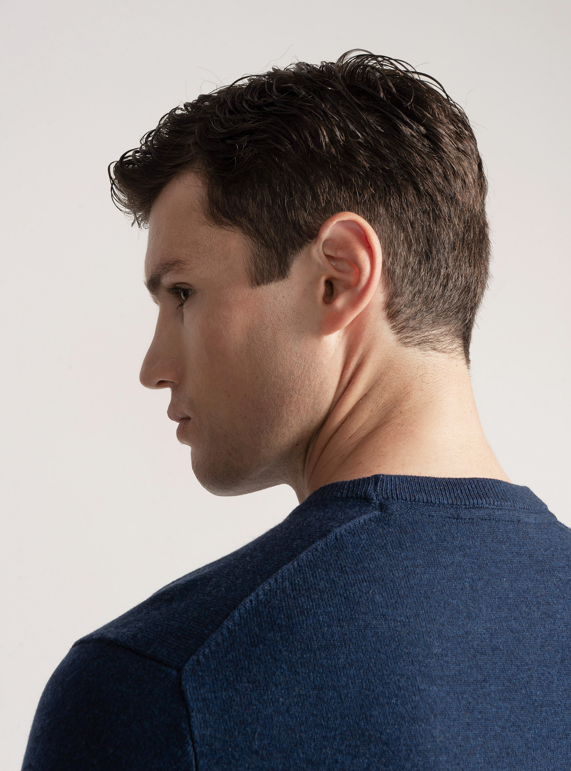 Trikot mit Rundhalsausschnitt aus Wollmischung, INCHIOSTRO 0232C