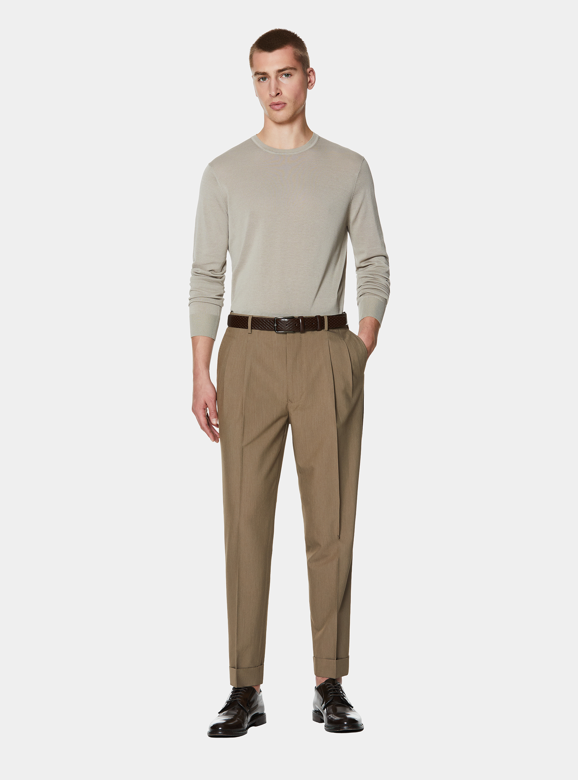 Classic trousers with pleats, MUD