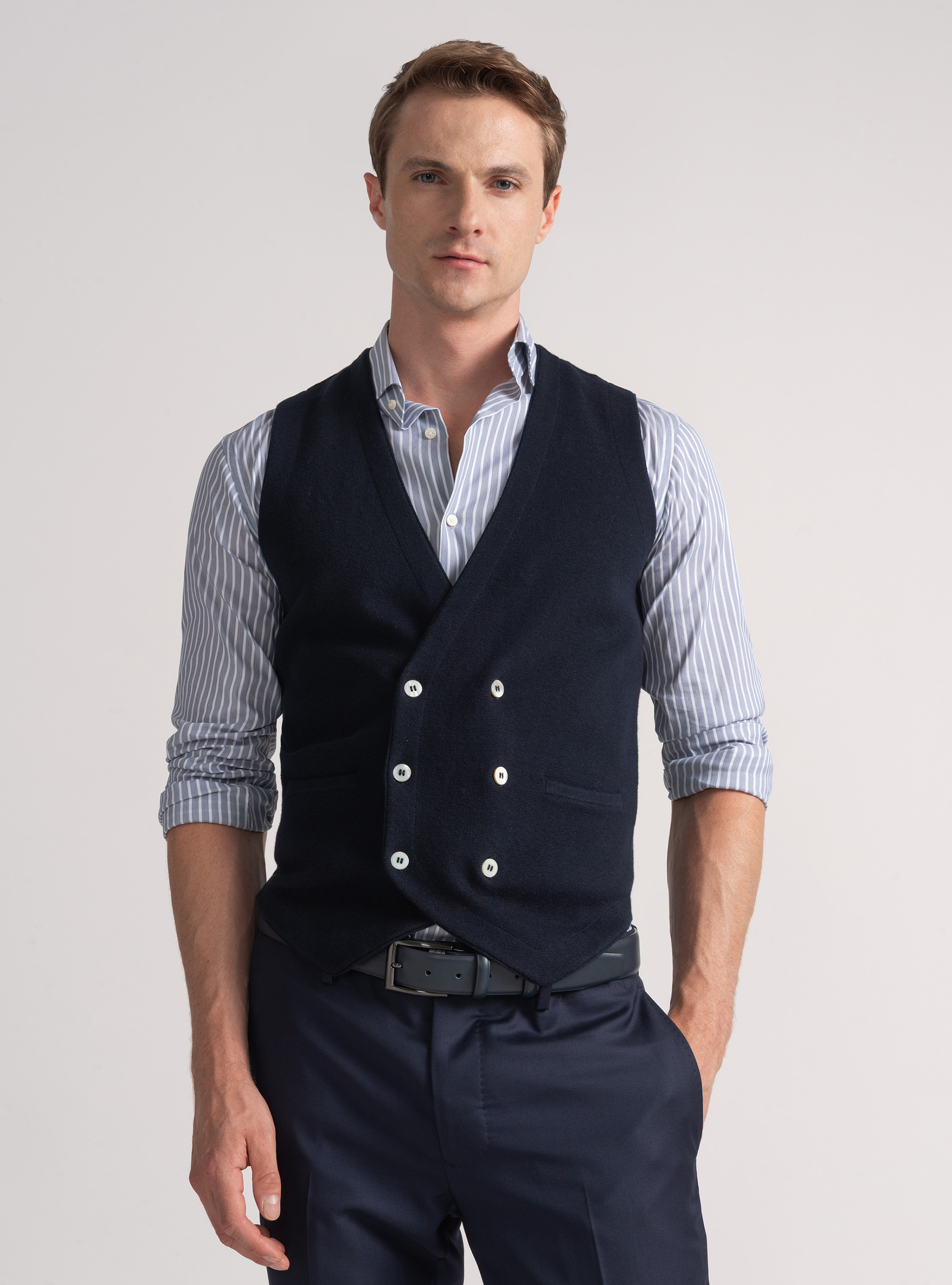 Double-breasted cotton and cashmere knit gilet, NAVY BLUE