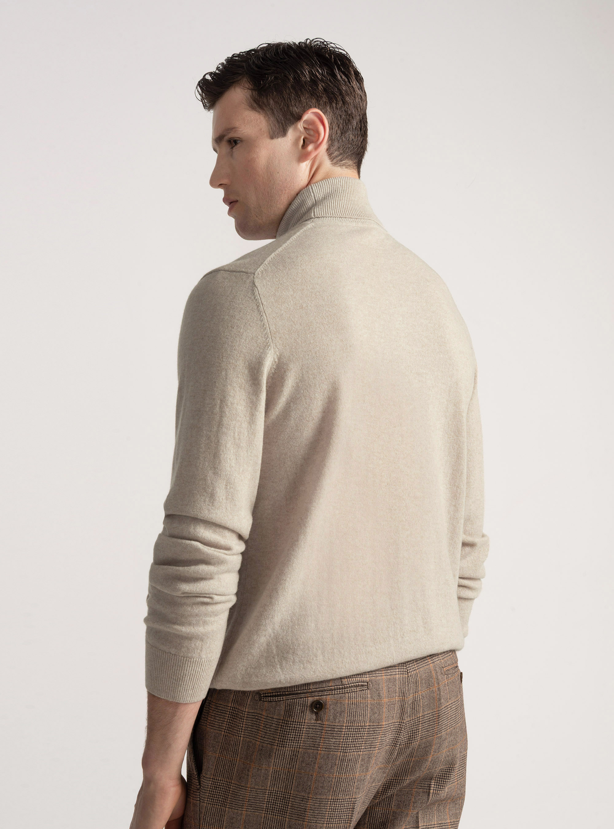 Cashmere turtleneck, ECRU