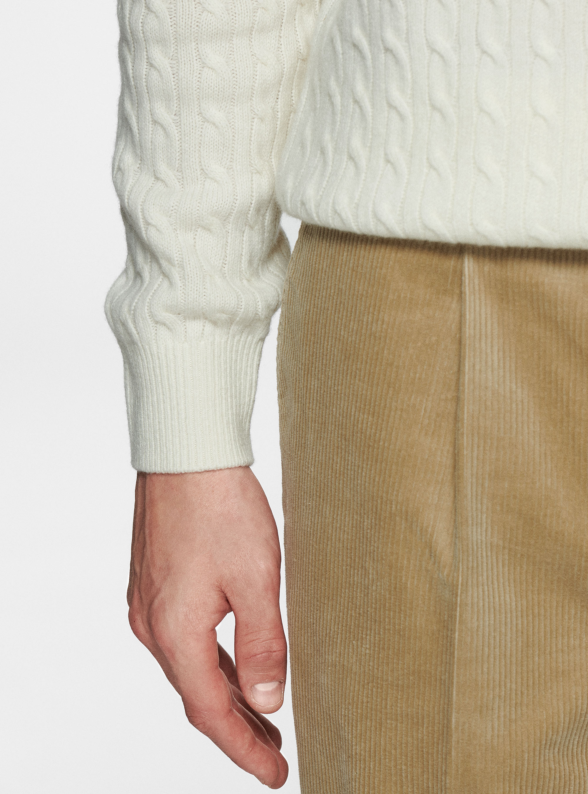 Maglia girocollo con treccia in lana e cashmere, BIANCO