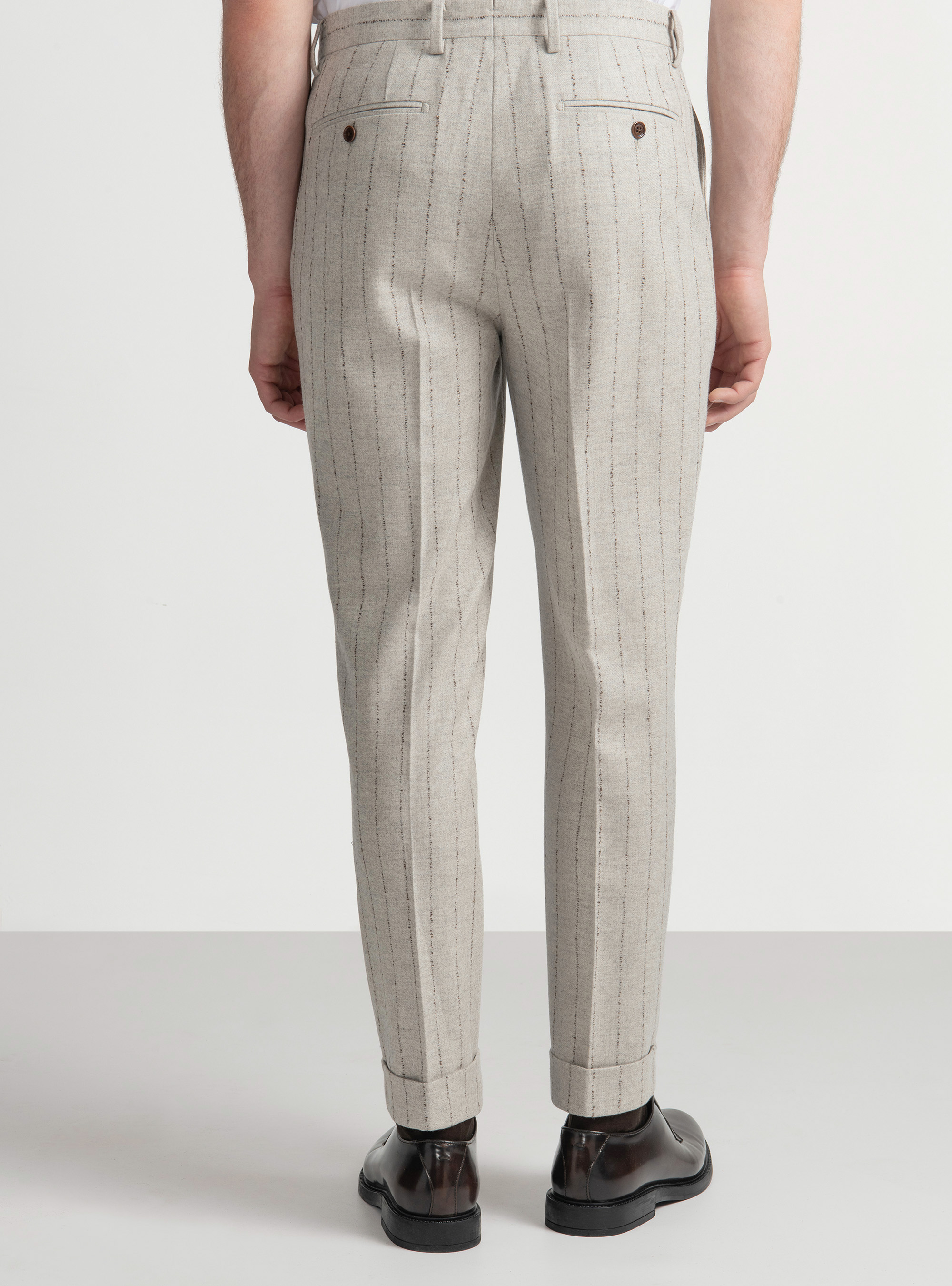 Anzughose aus Kaschmirwolle mit Nadelstreifen, ECRU 0560C