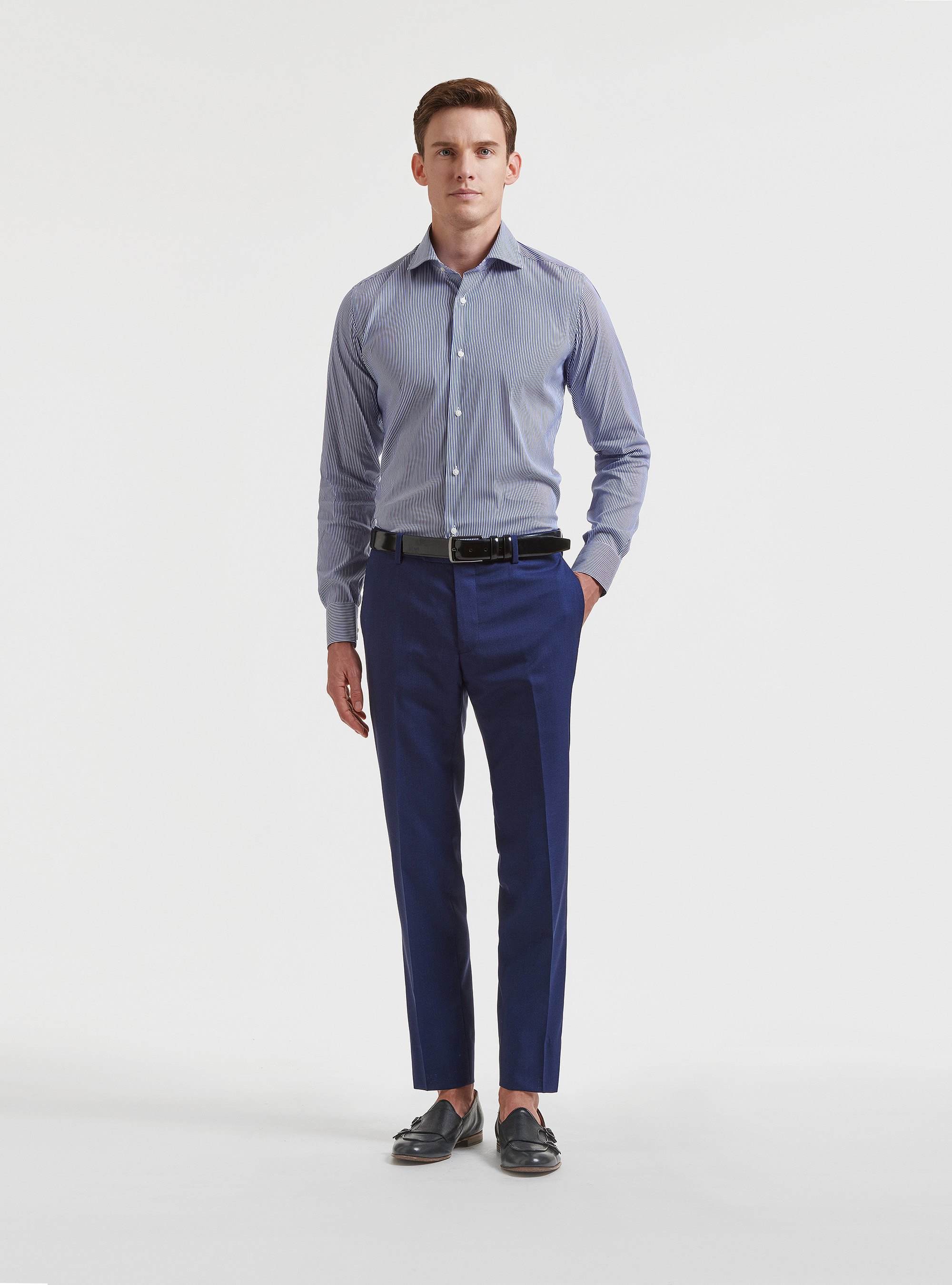 Camicia slim fit in popeline stretch rigato con collo semi francese, BLU