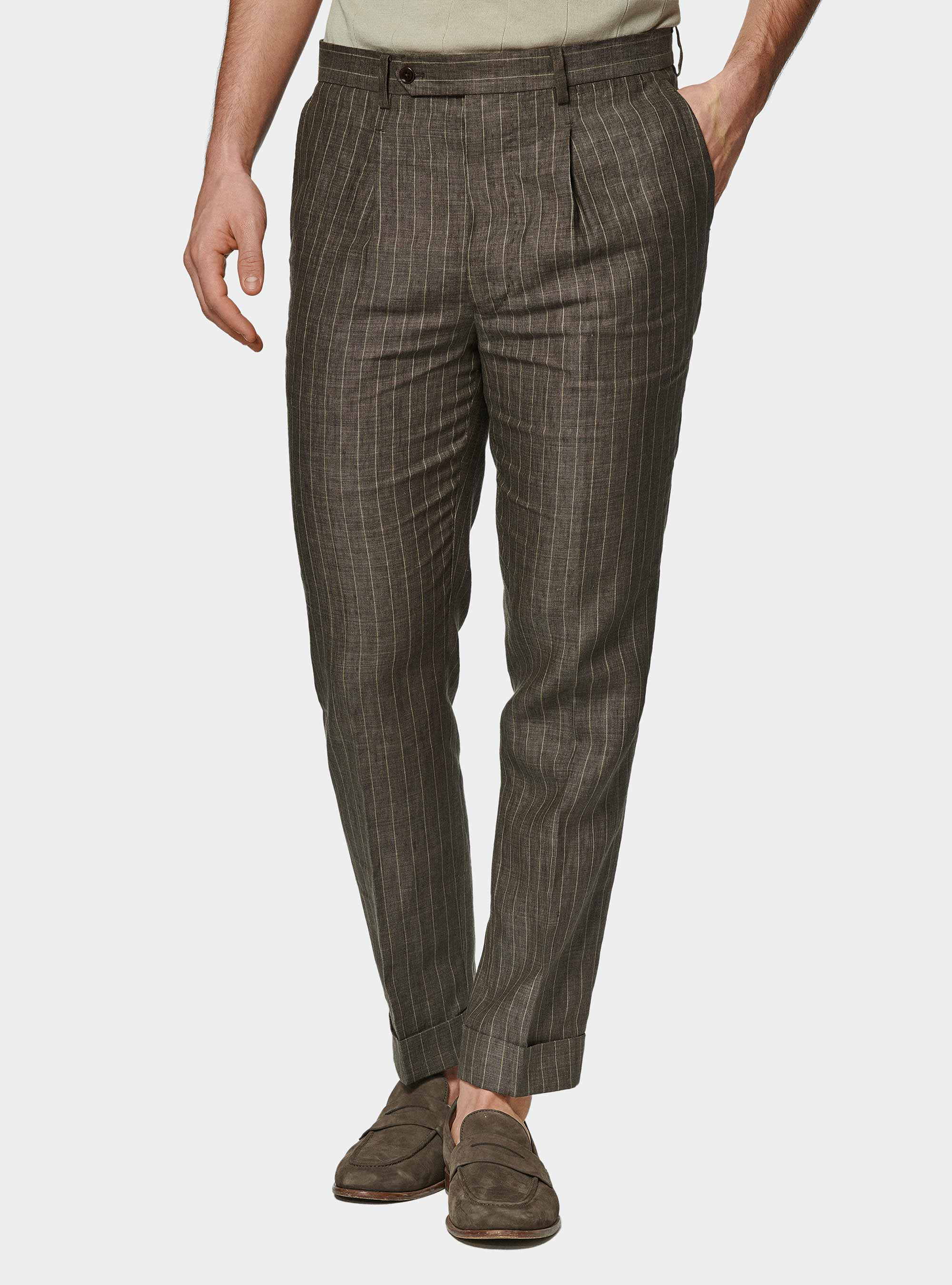 Pantalon de costume à pinces double boutonnage, lin delavé