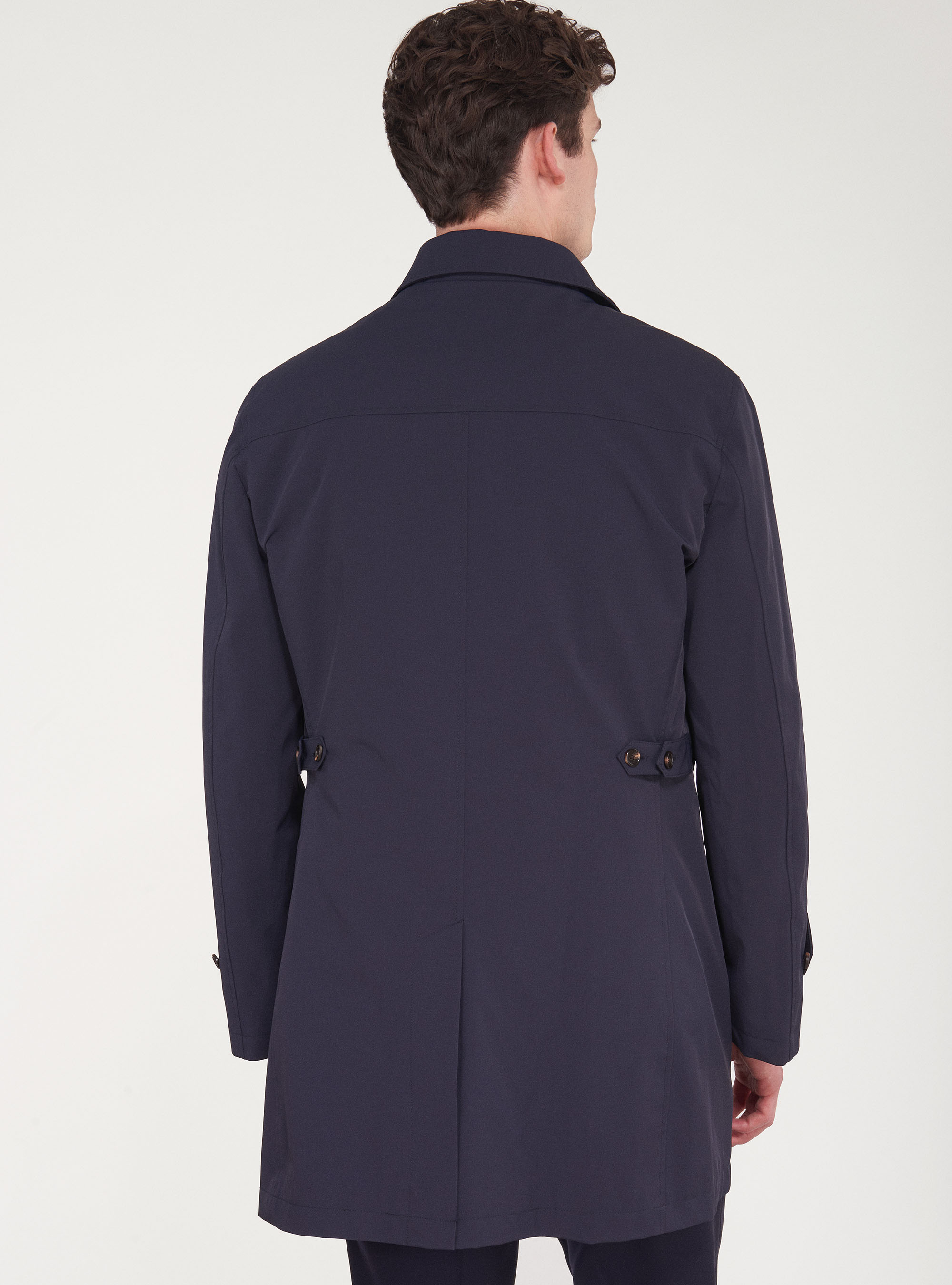 Gutteridge Uomo Abbigliamento Cappotti e giubbotti Soprabiti Impermeabili Impermeabile imbottito in tessuto tecnico con pettorina 