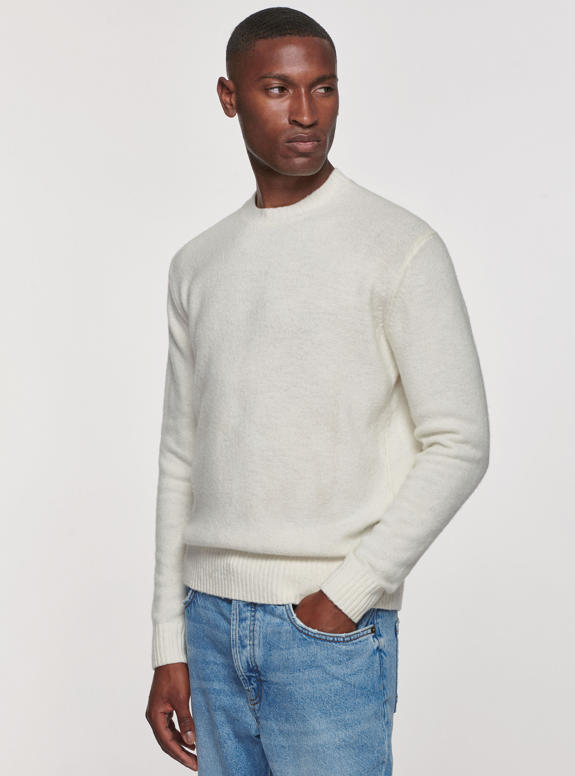 Maglia girocollo in lana brushed, BIANCO