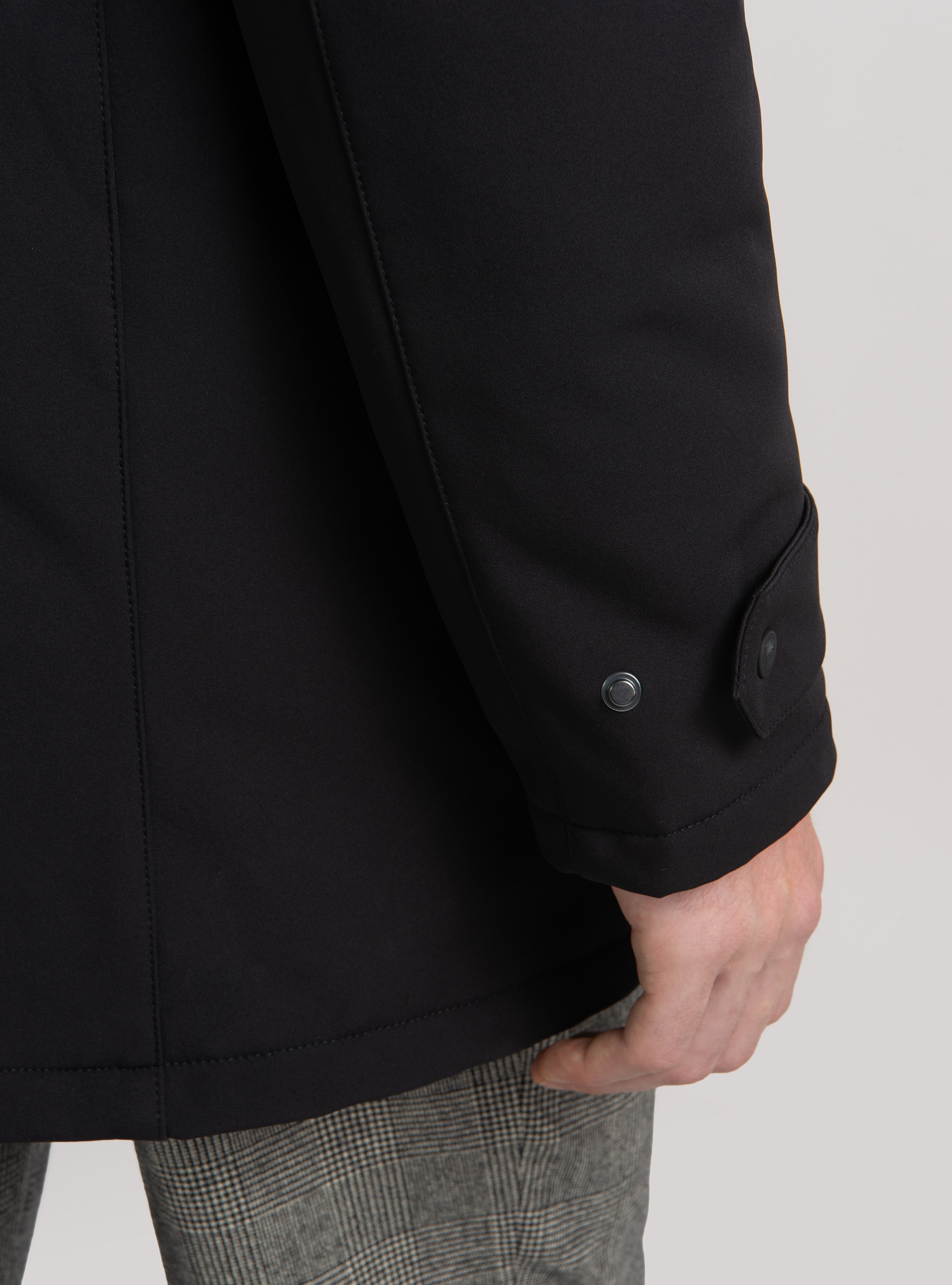 Parka técnica con capucha, NEGRO