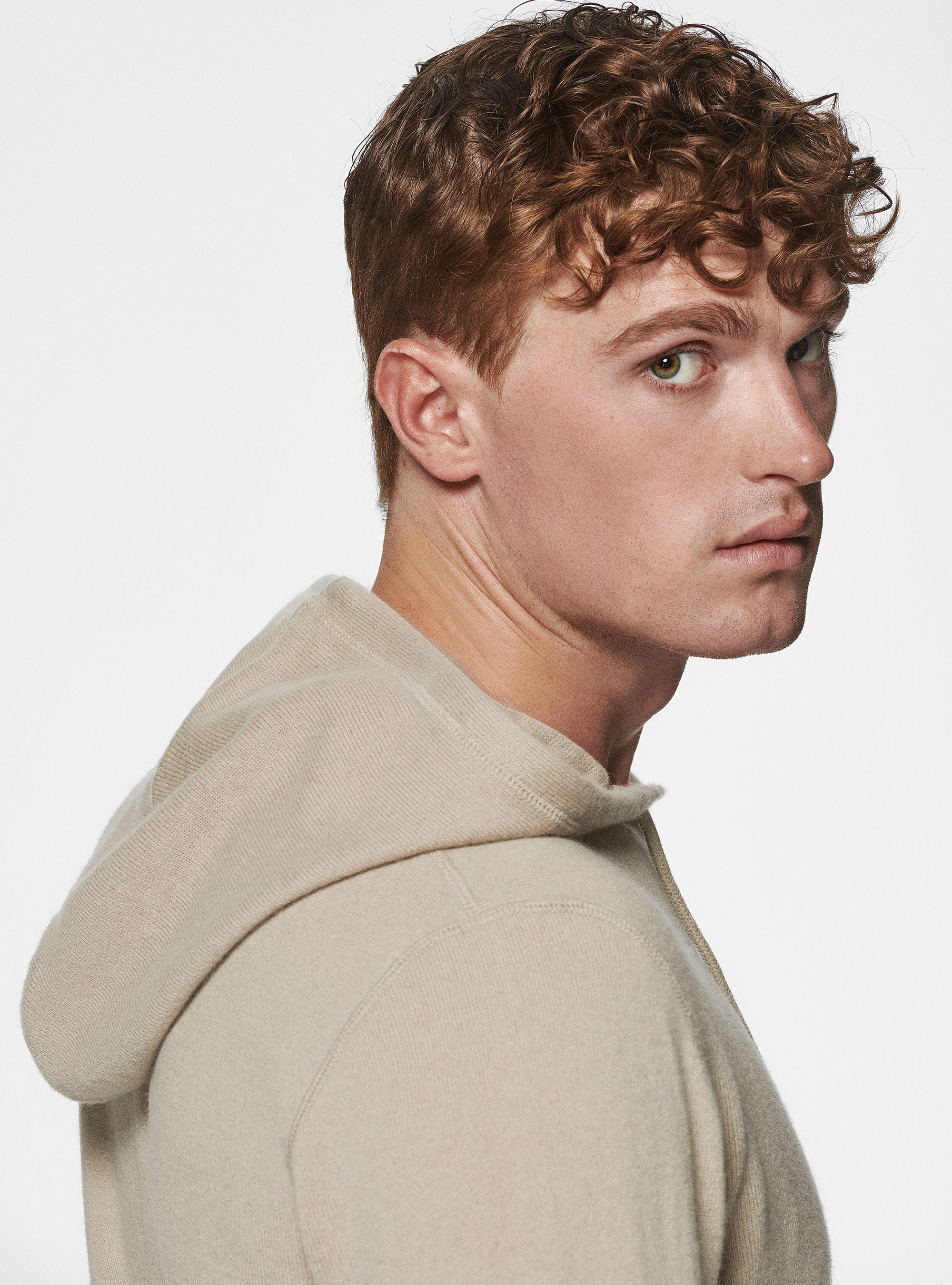 Maglia con cappuccio in lambswool, SABBIA