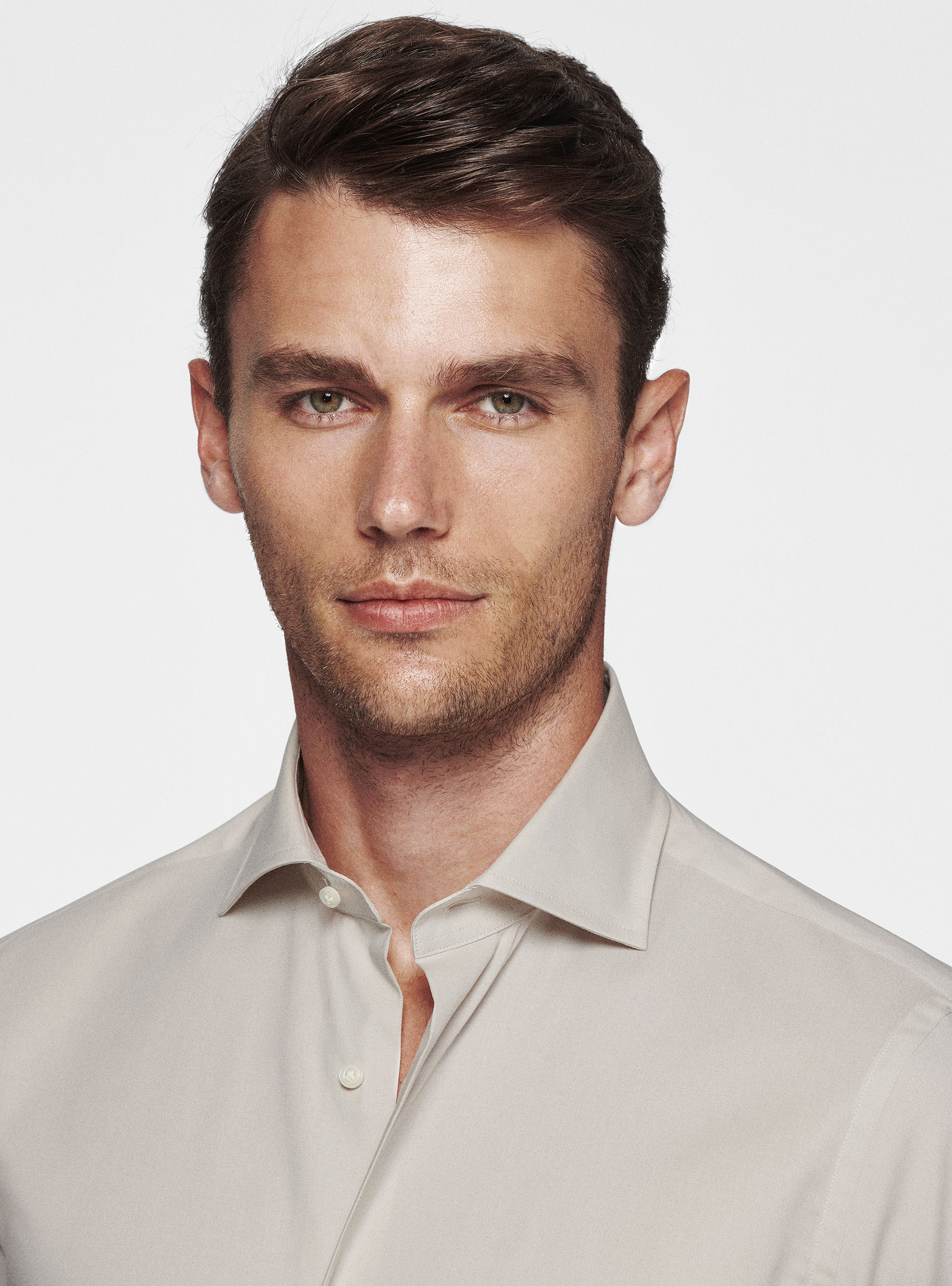 Chemise en popeline stretch, Ã CRU