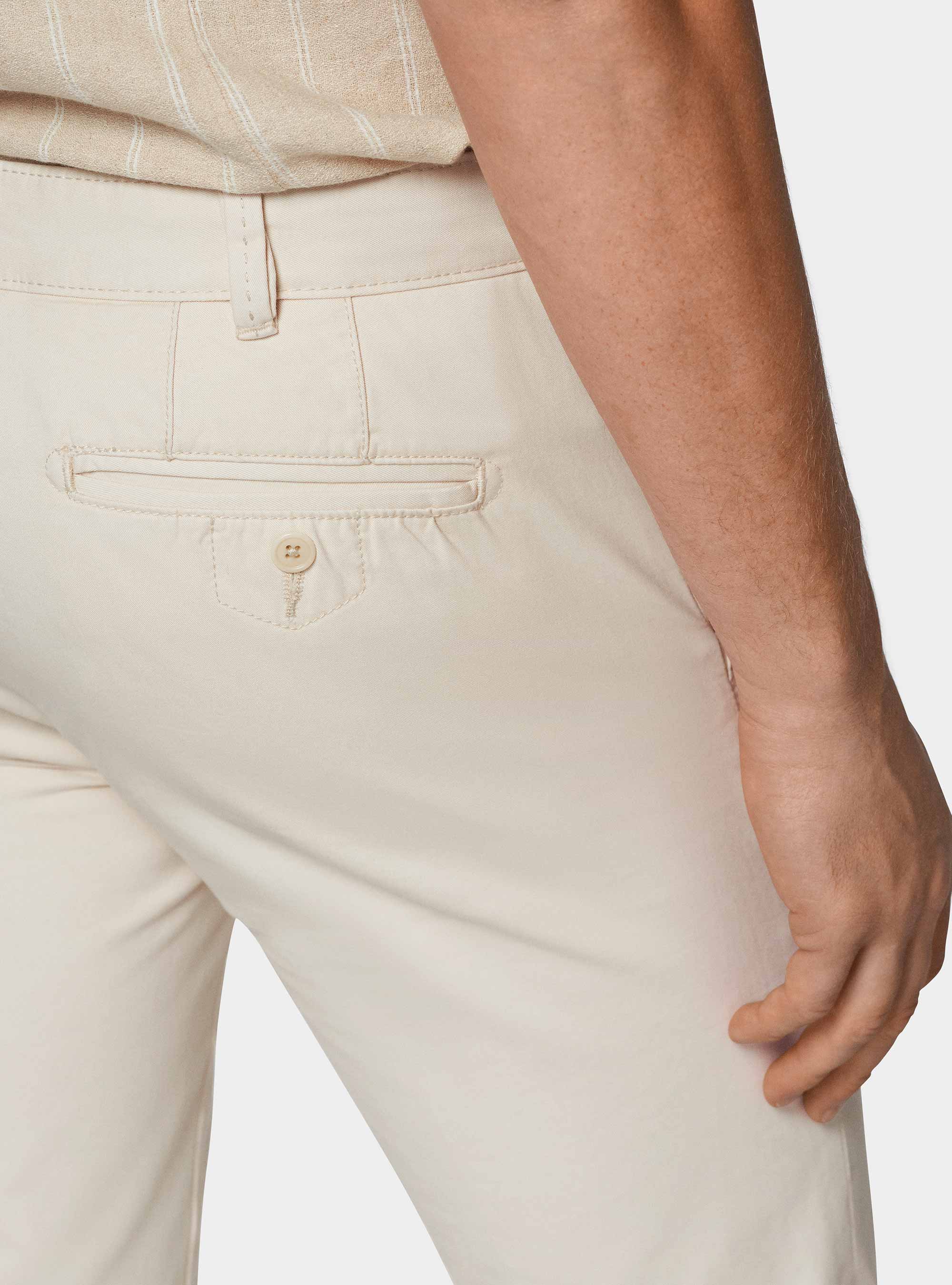 Pantaloni chino slim fit in cotone twill, PANNA
