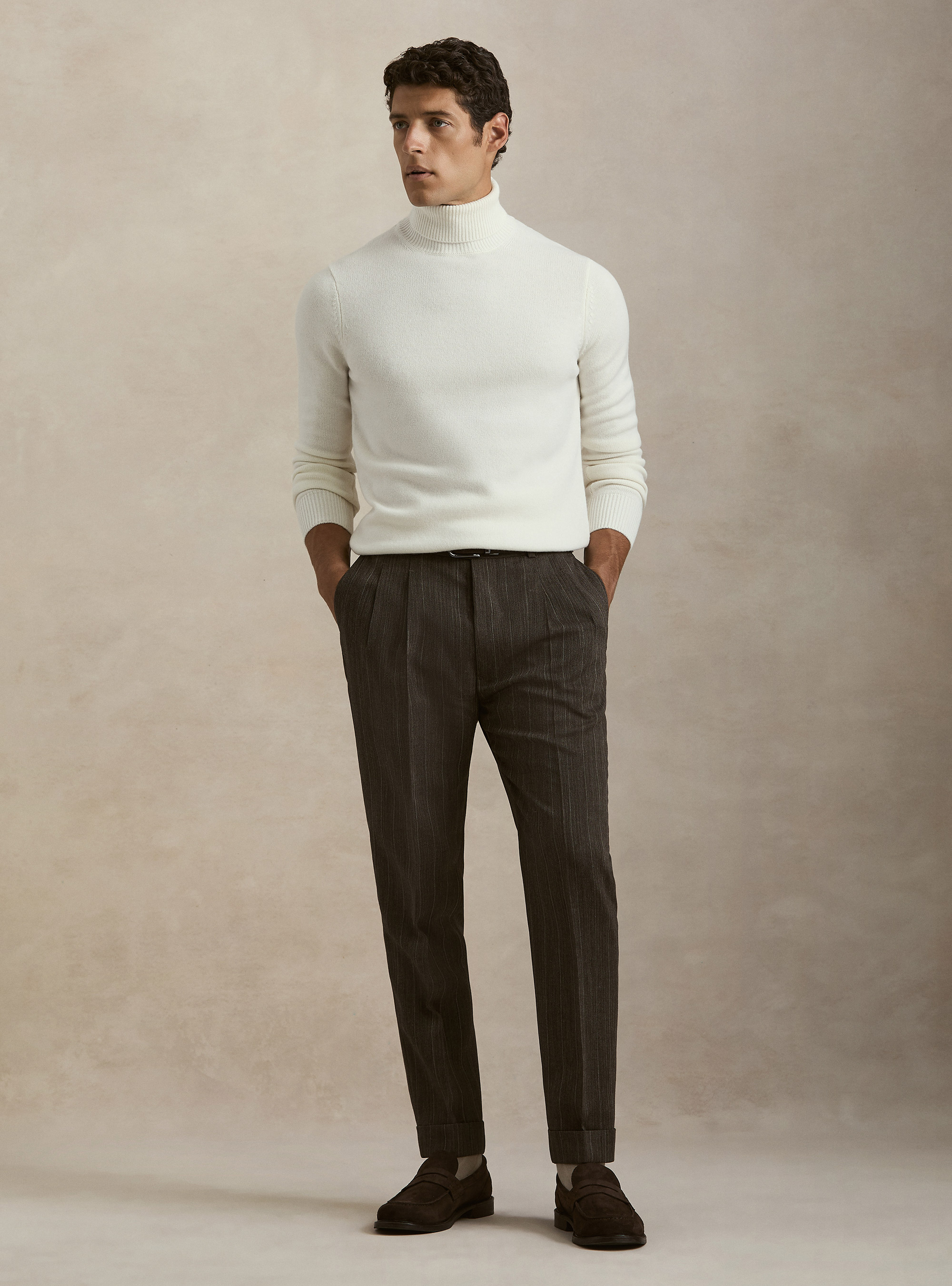 Pantaloni con pince in pura lana spigata, MARRONE