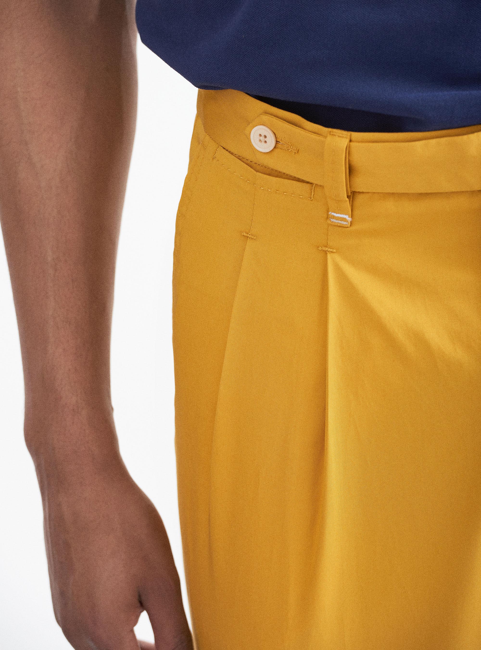 Pantaloni in twill leggero con doppia pince, ZAFFERANO 0776C