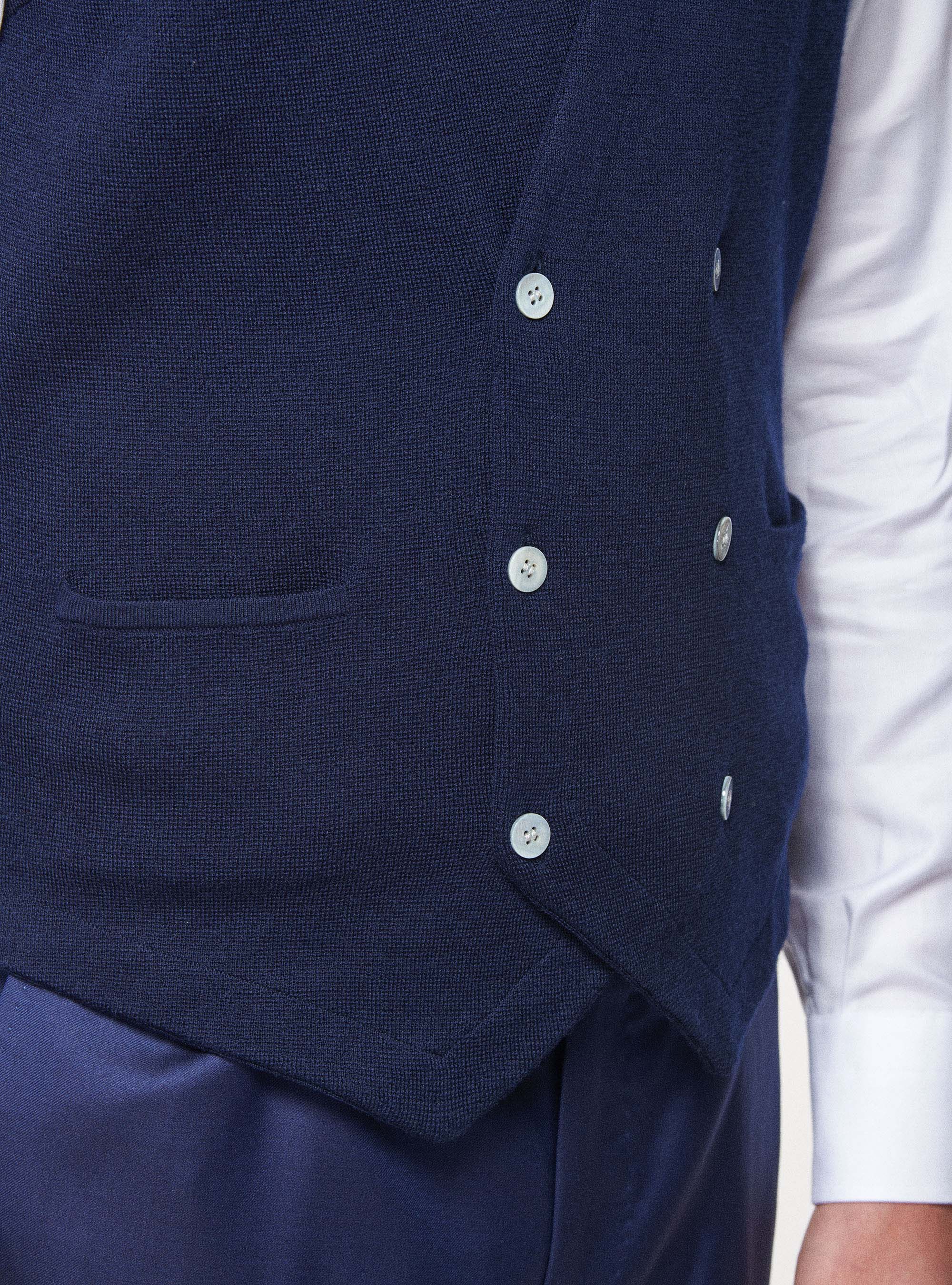 Double-breasted knitted gilet in pure merino wool, NAVY BLUE