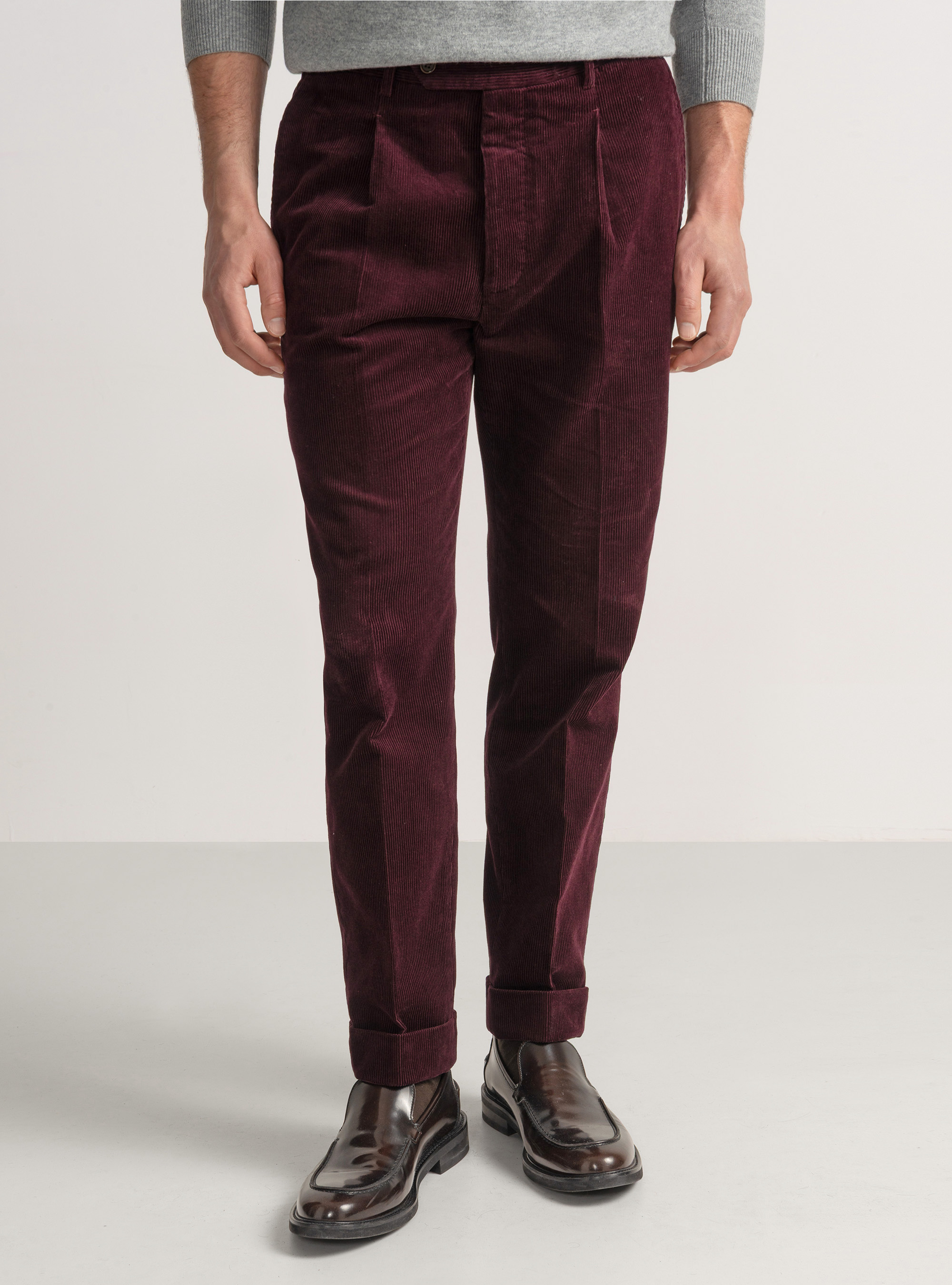 Pantaloni in velluto con pince e cinturino elastico, VINACCIA 0401C