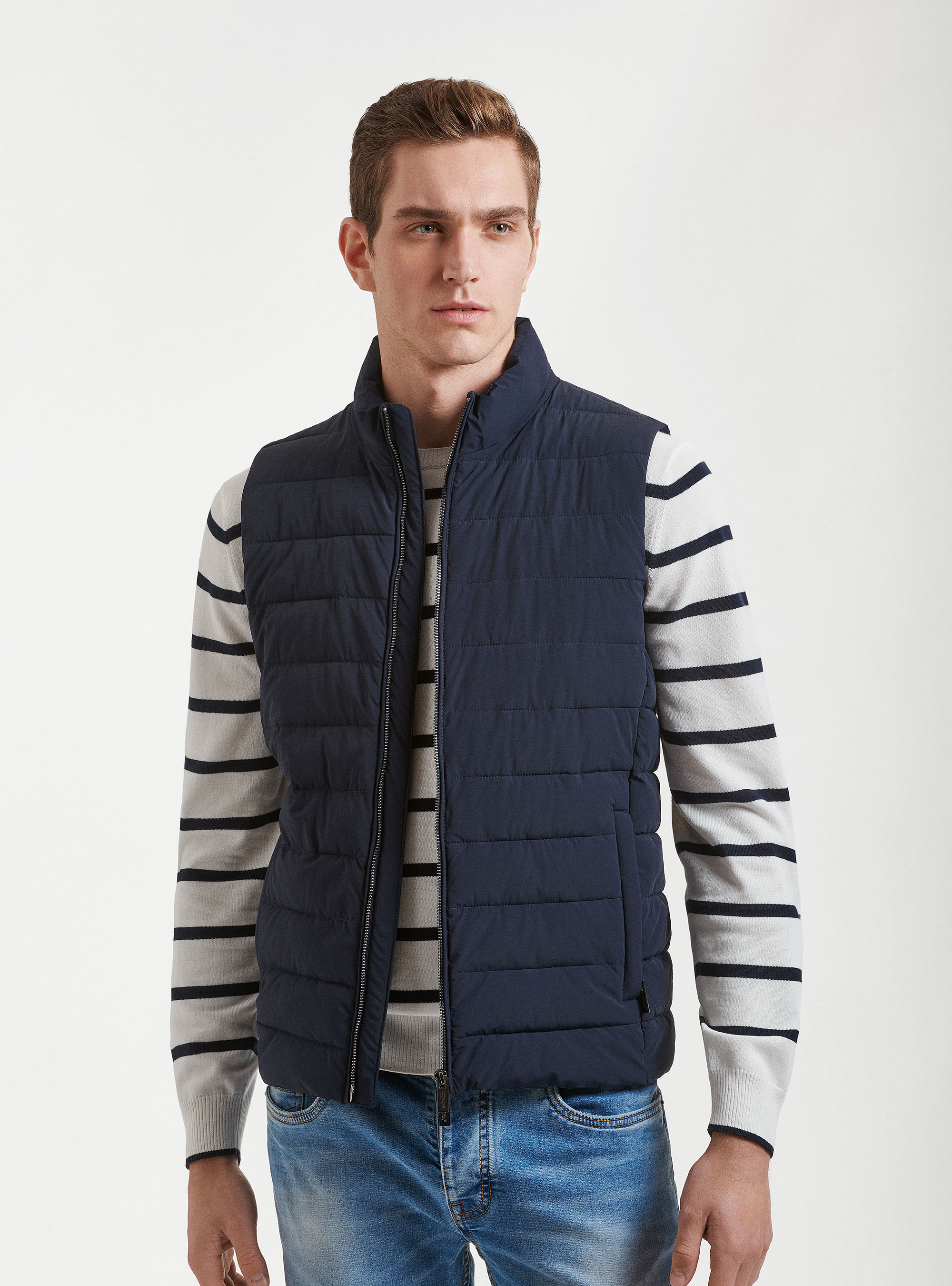 Quilted sleeve with recycled padding, NAVY BLUE