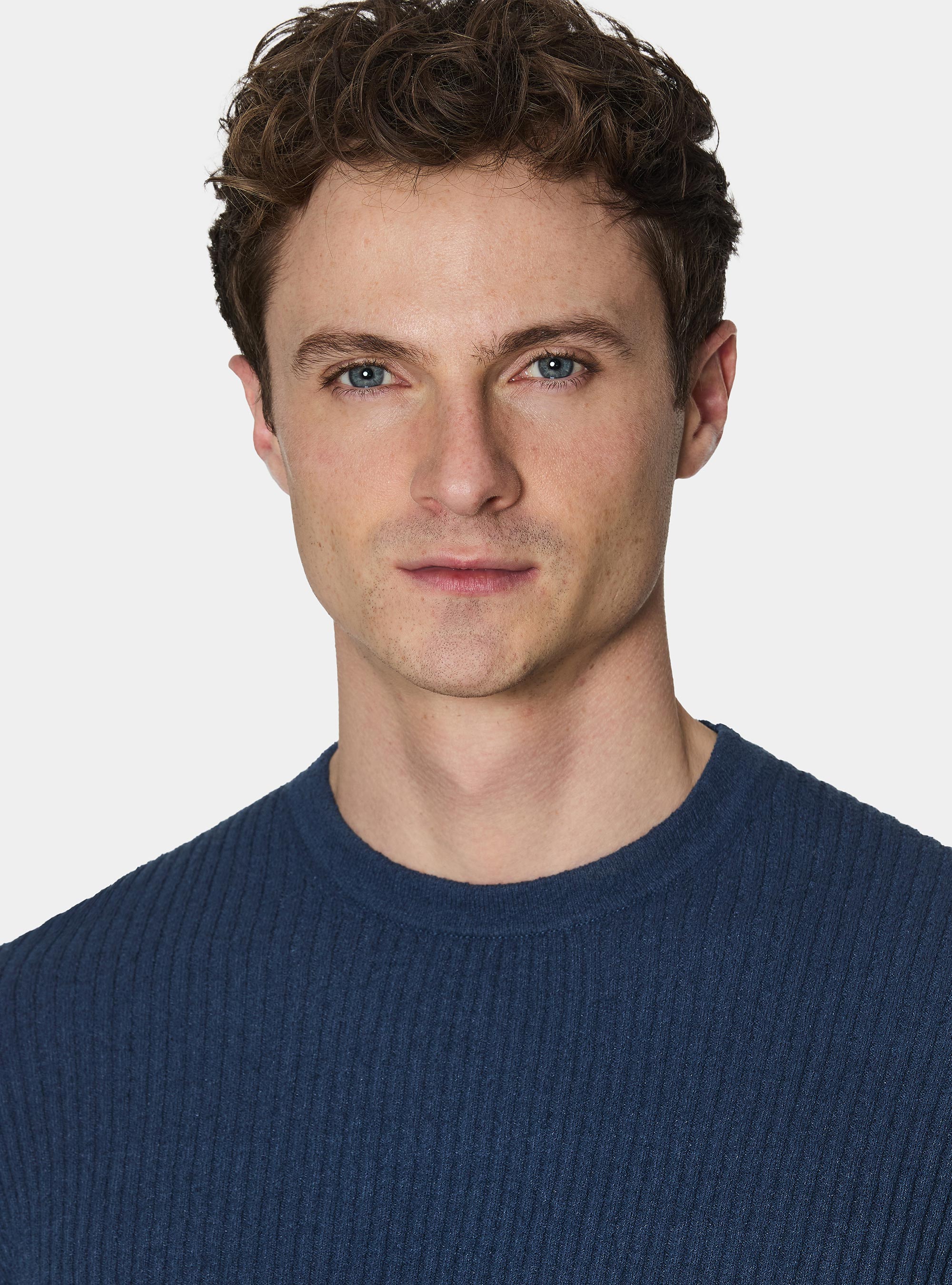 Rundhalsausschnitt aus Boucl&eacute;-Rippstrick, ENCRE