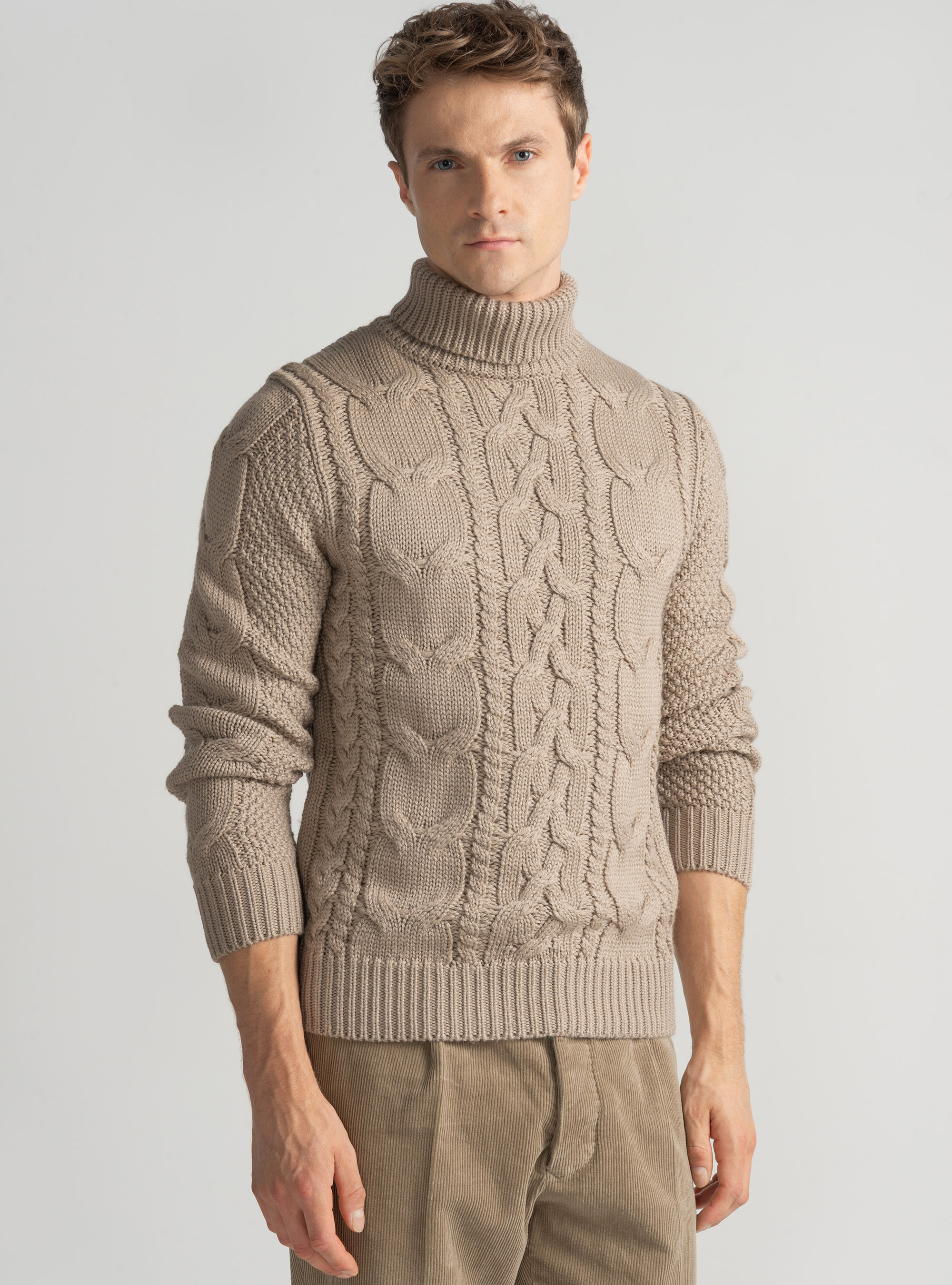 Maglia collo alto con treccione in misto lana, SABBIA