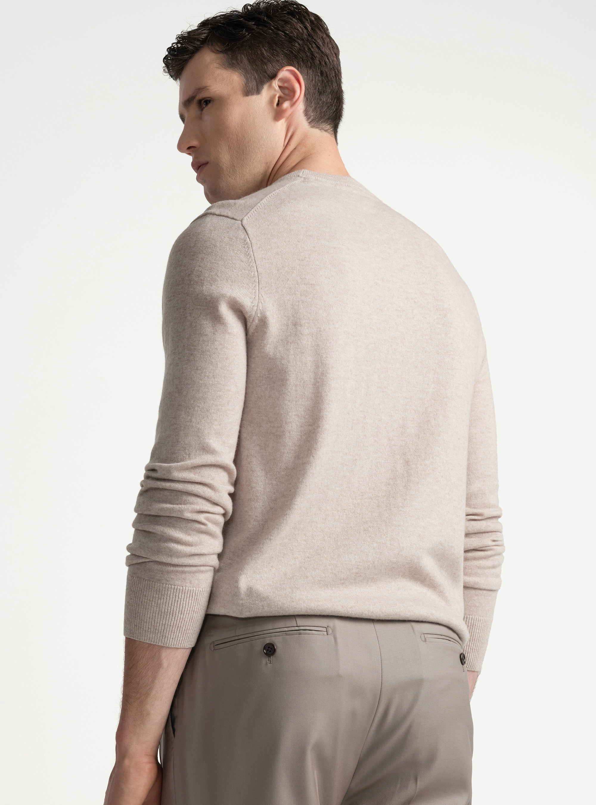 Tricot à col ras du cou en laine mélangée, Ã CRU