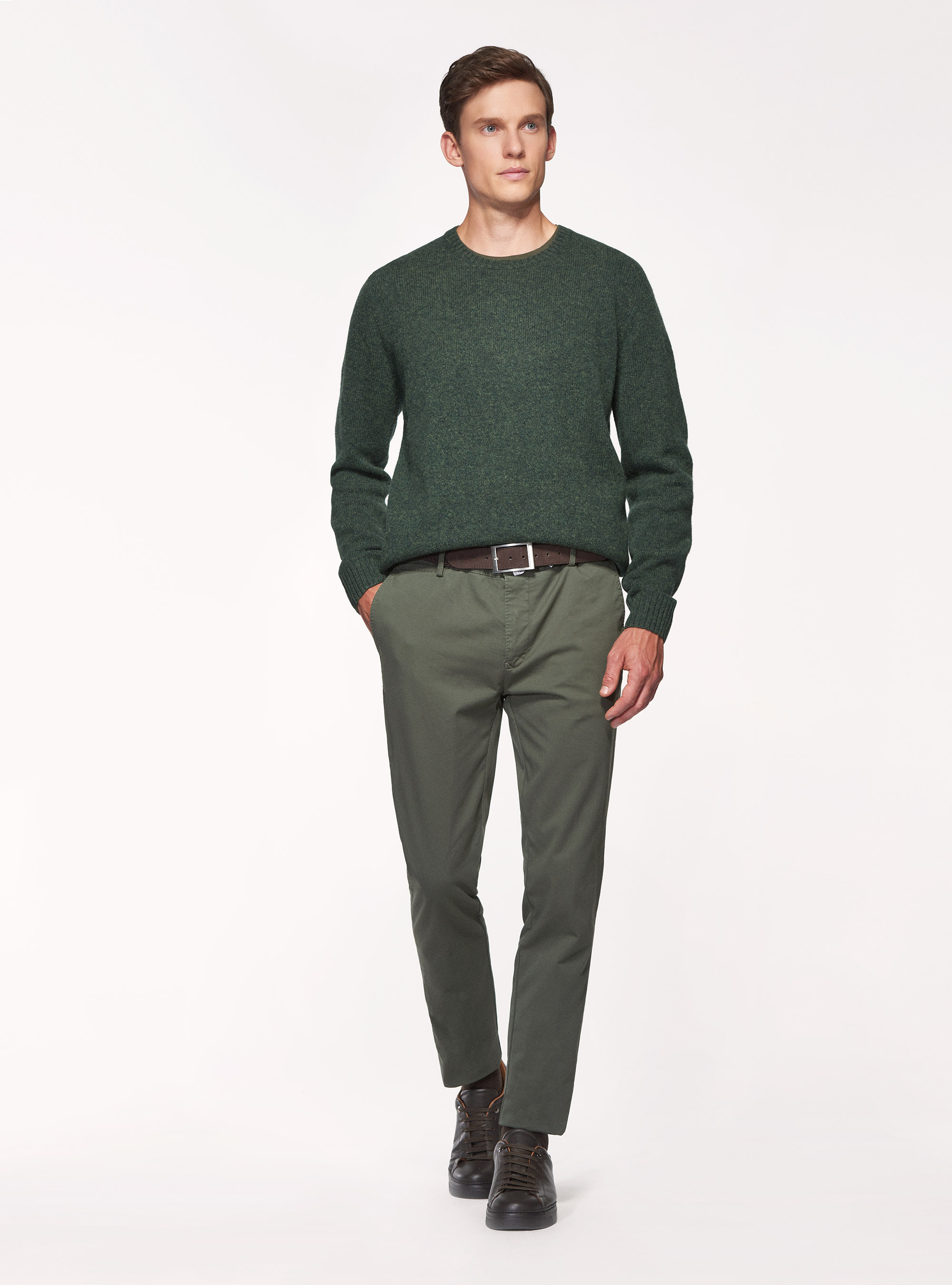 Pantaloni chino in twill di cotone stretch, MILITARE 0609C