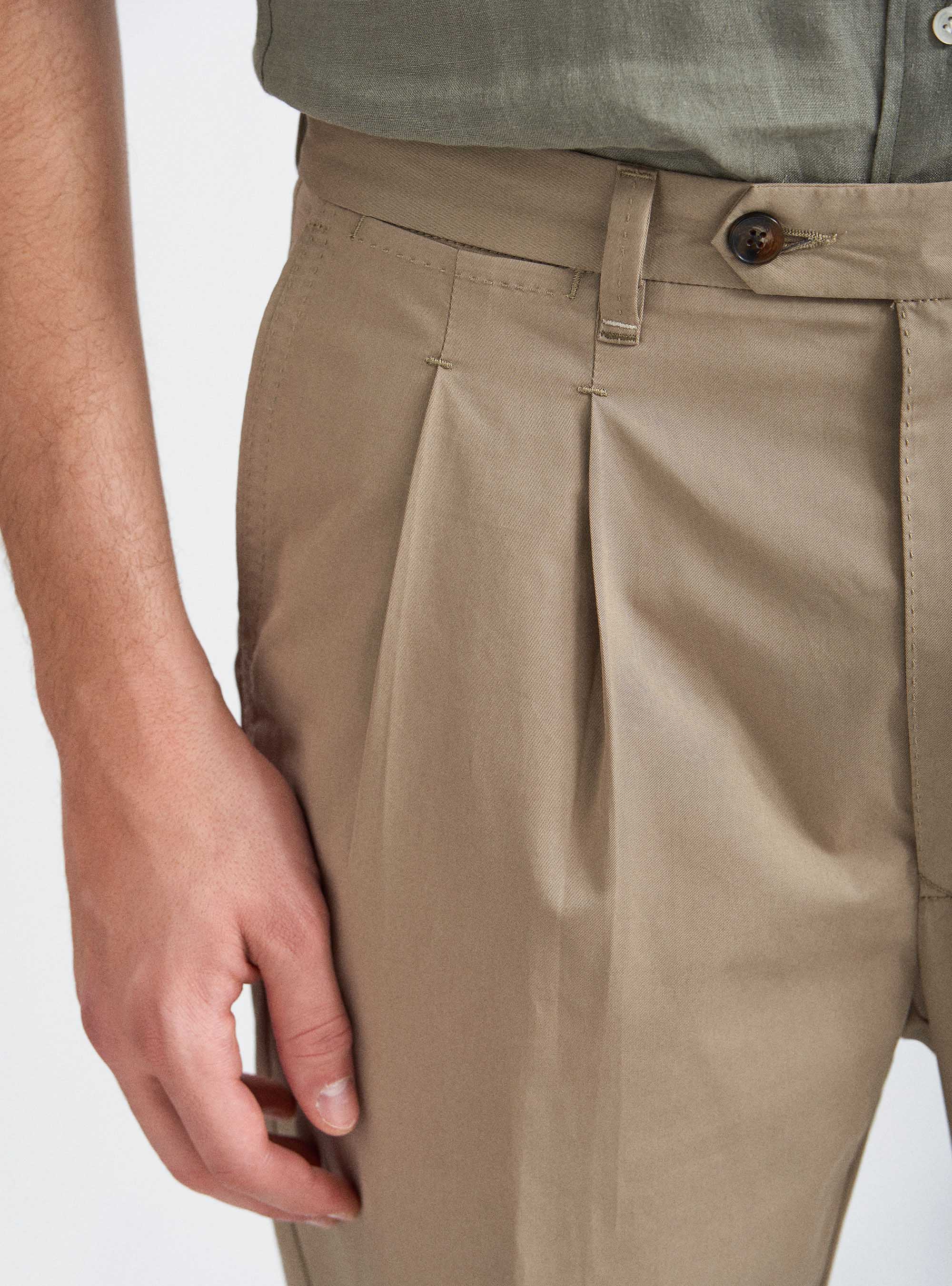 Double pleated trousers in lightweight twill, MUD