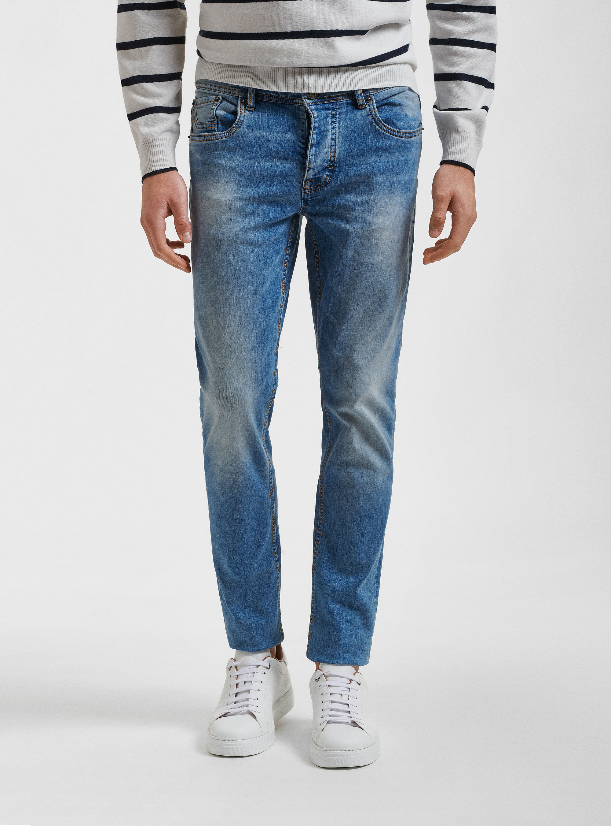 Regular fit jeans