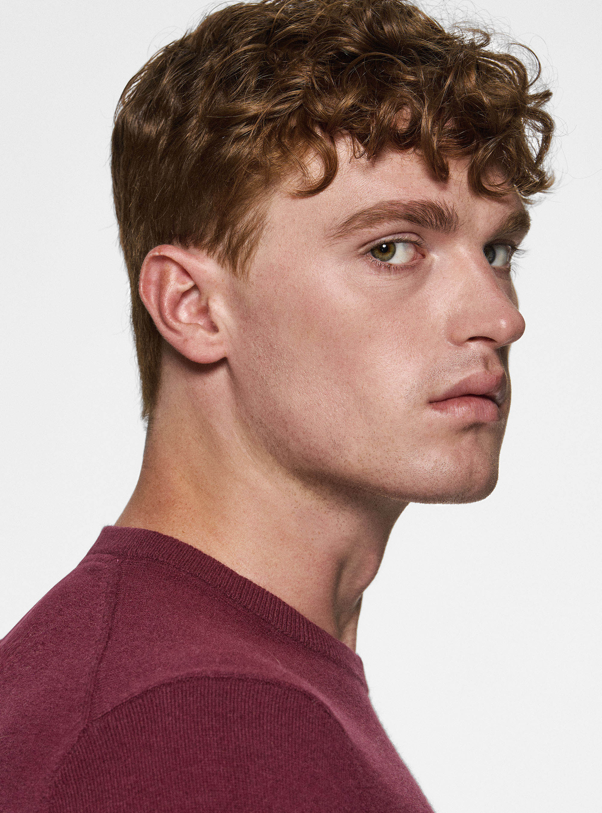 Maglia girocollo in lambswool e cashmere, BORDEAUX