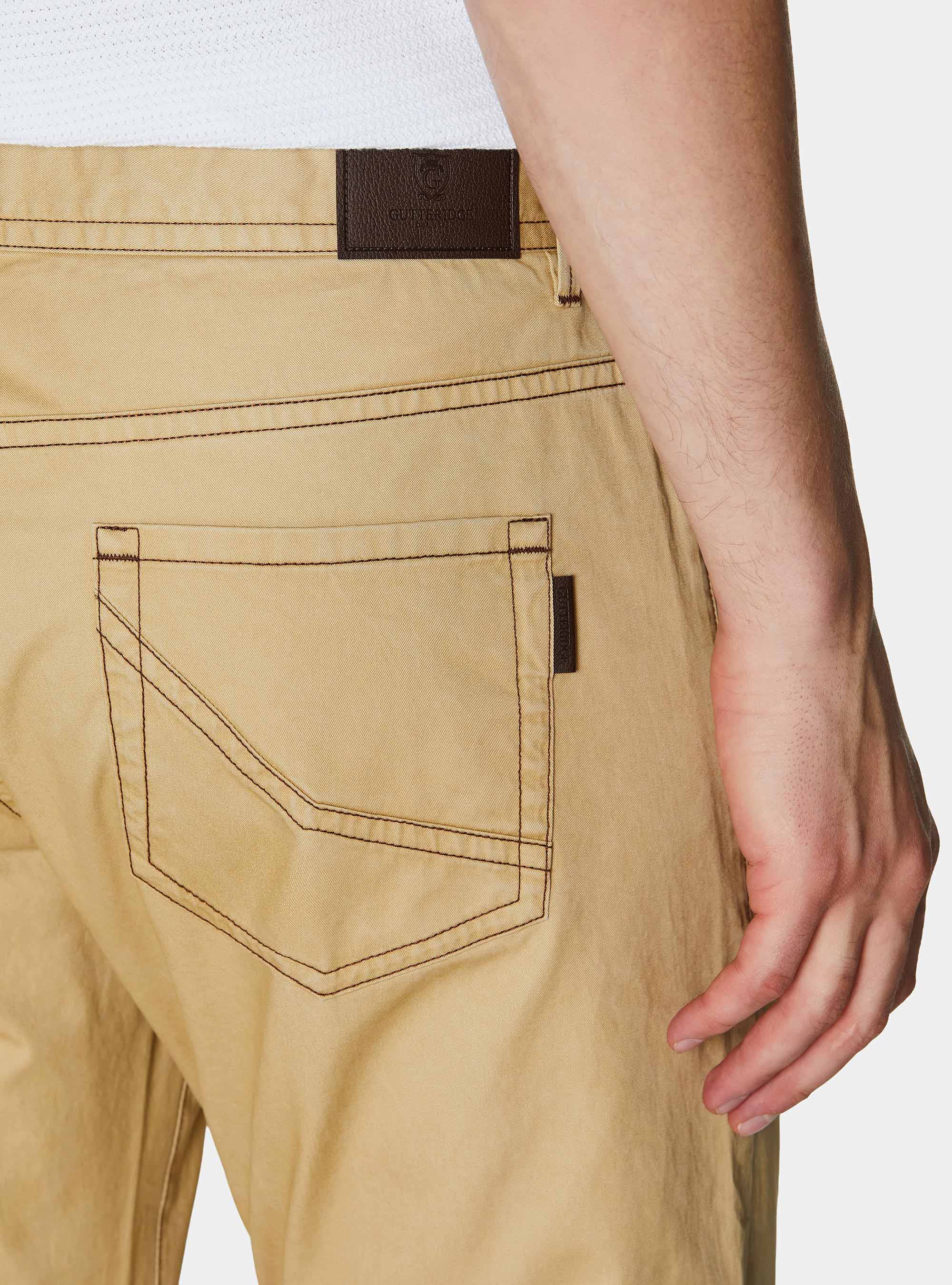 Pantaloni slim fit in cotone lavato, GIALLO CHIARO 0784C