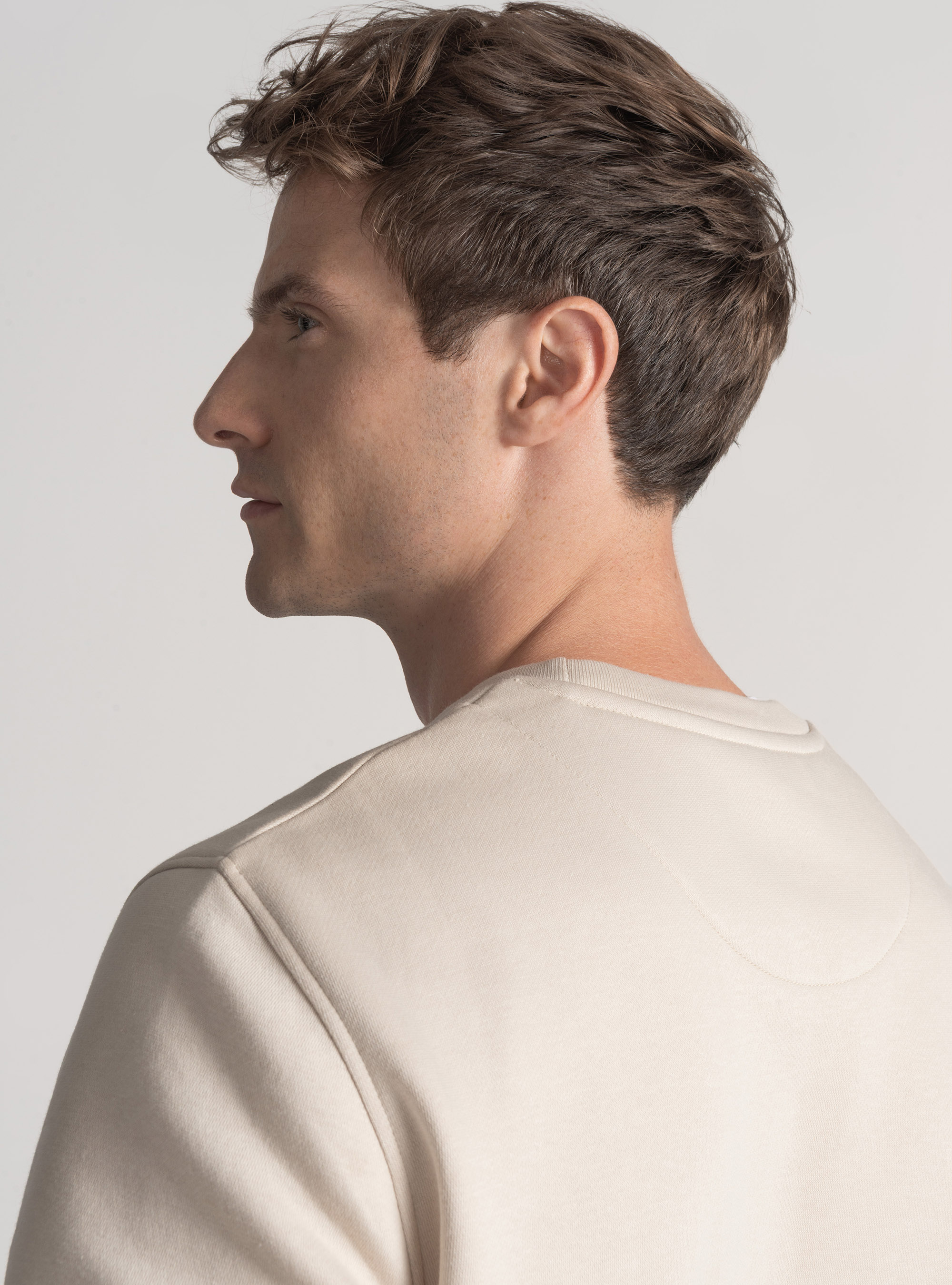 Sudadera de cuello redondo con logotipo, CRUDO