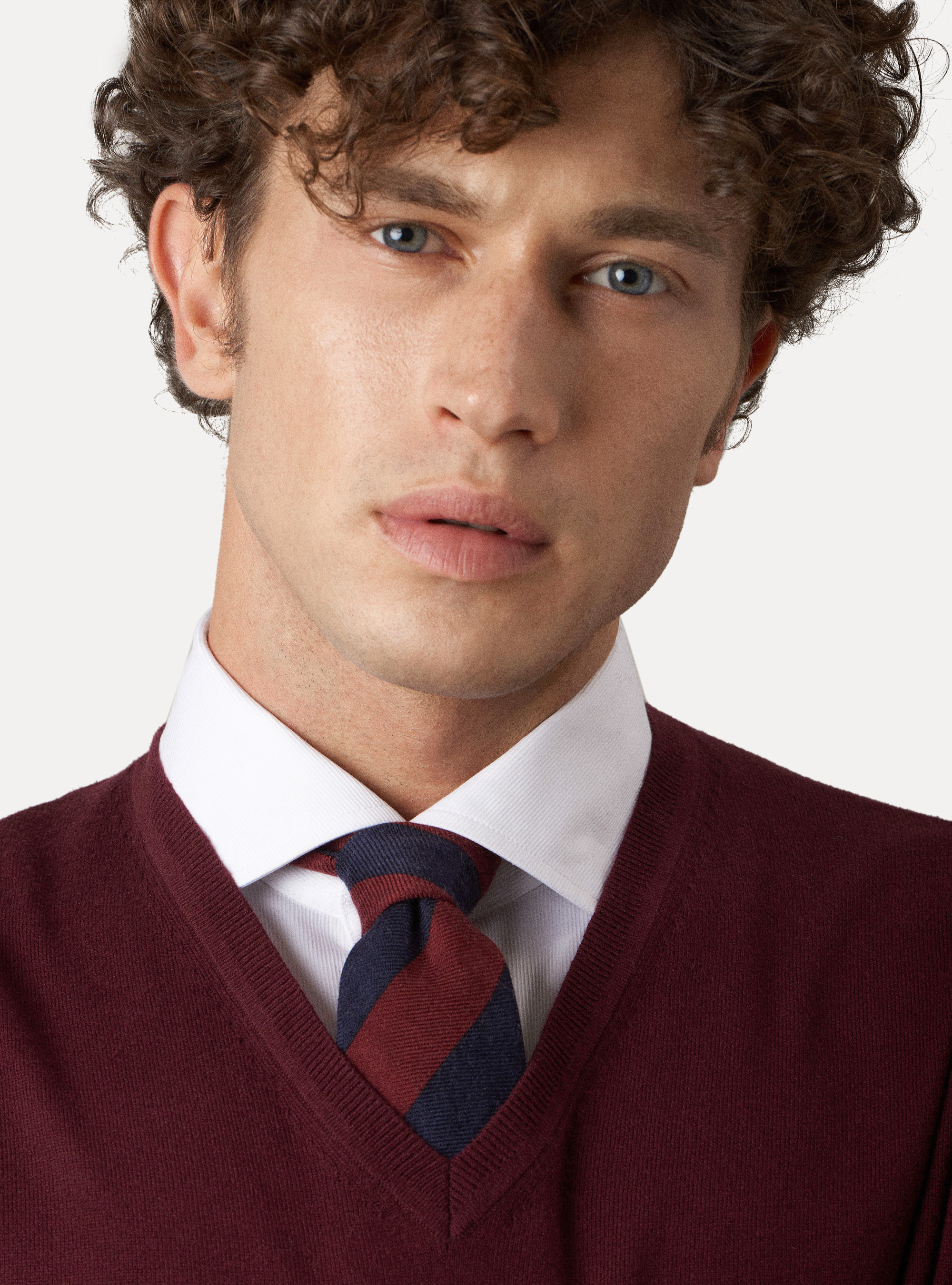 Pull à col en V en coton, soie et cachemire, BORDEAUX