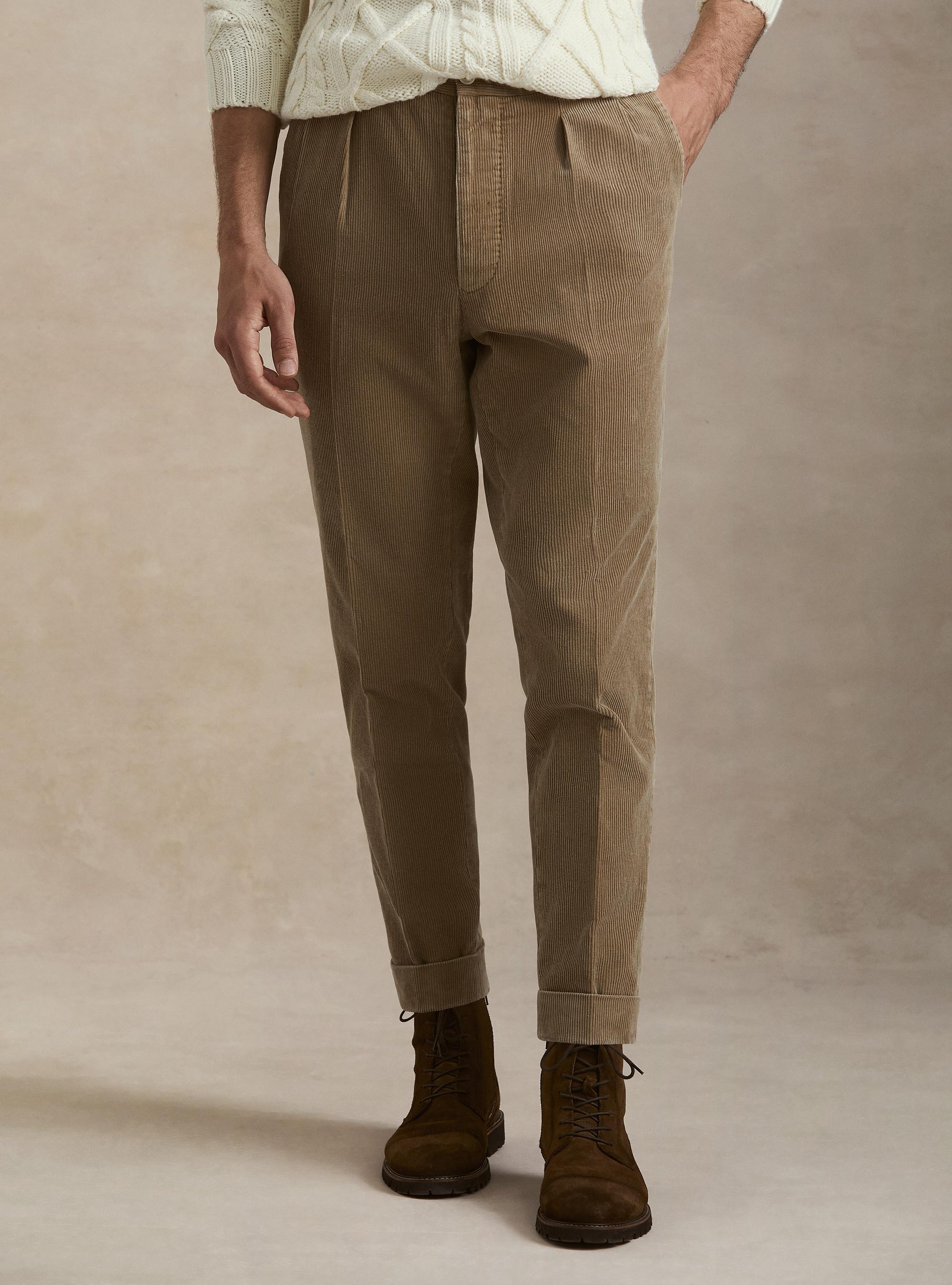 Pantaloni con pince in velluto, SABBIA