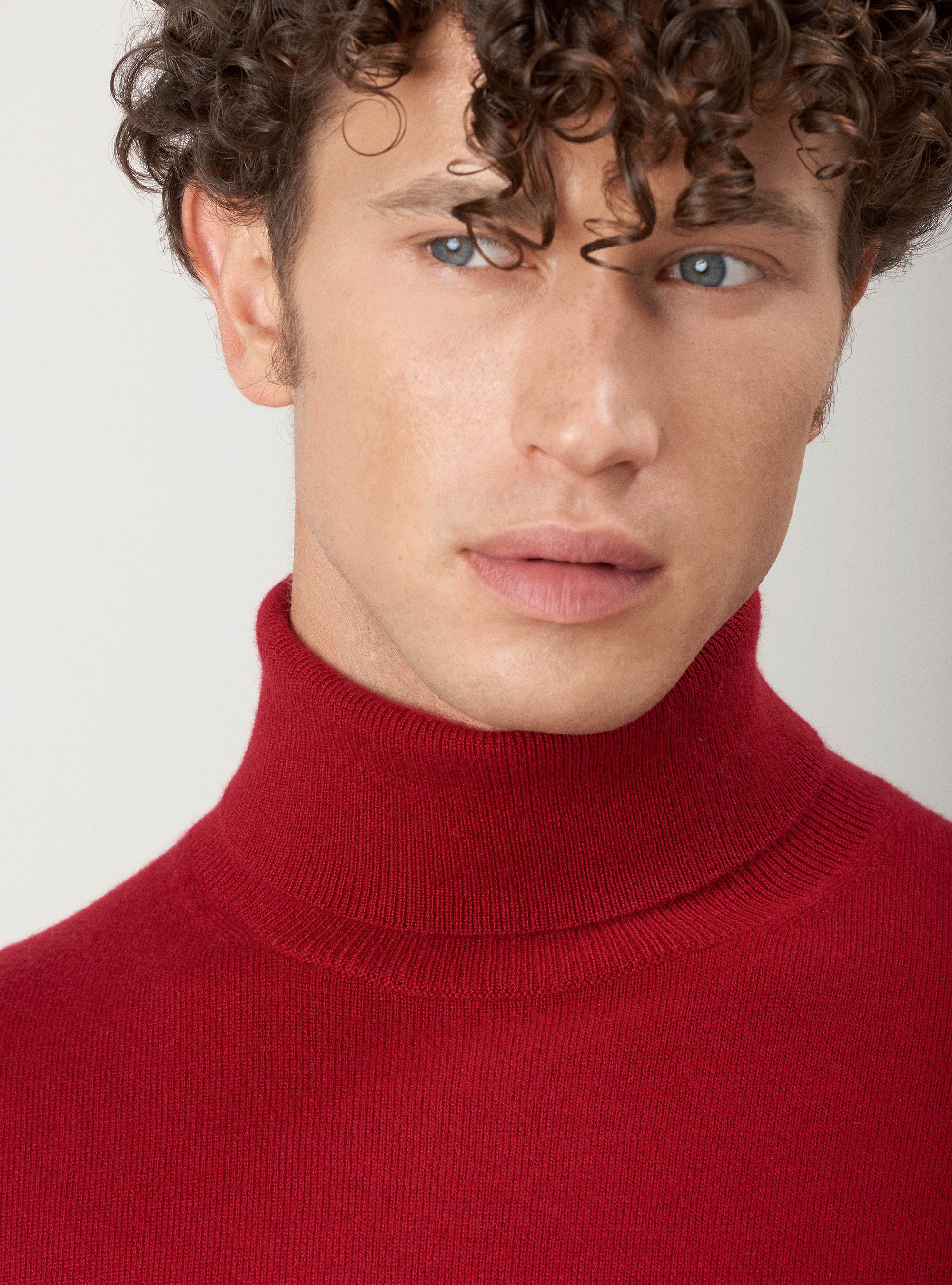 Turtleneck in 100% cashmere, RED