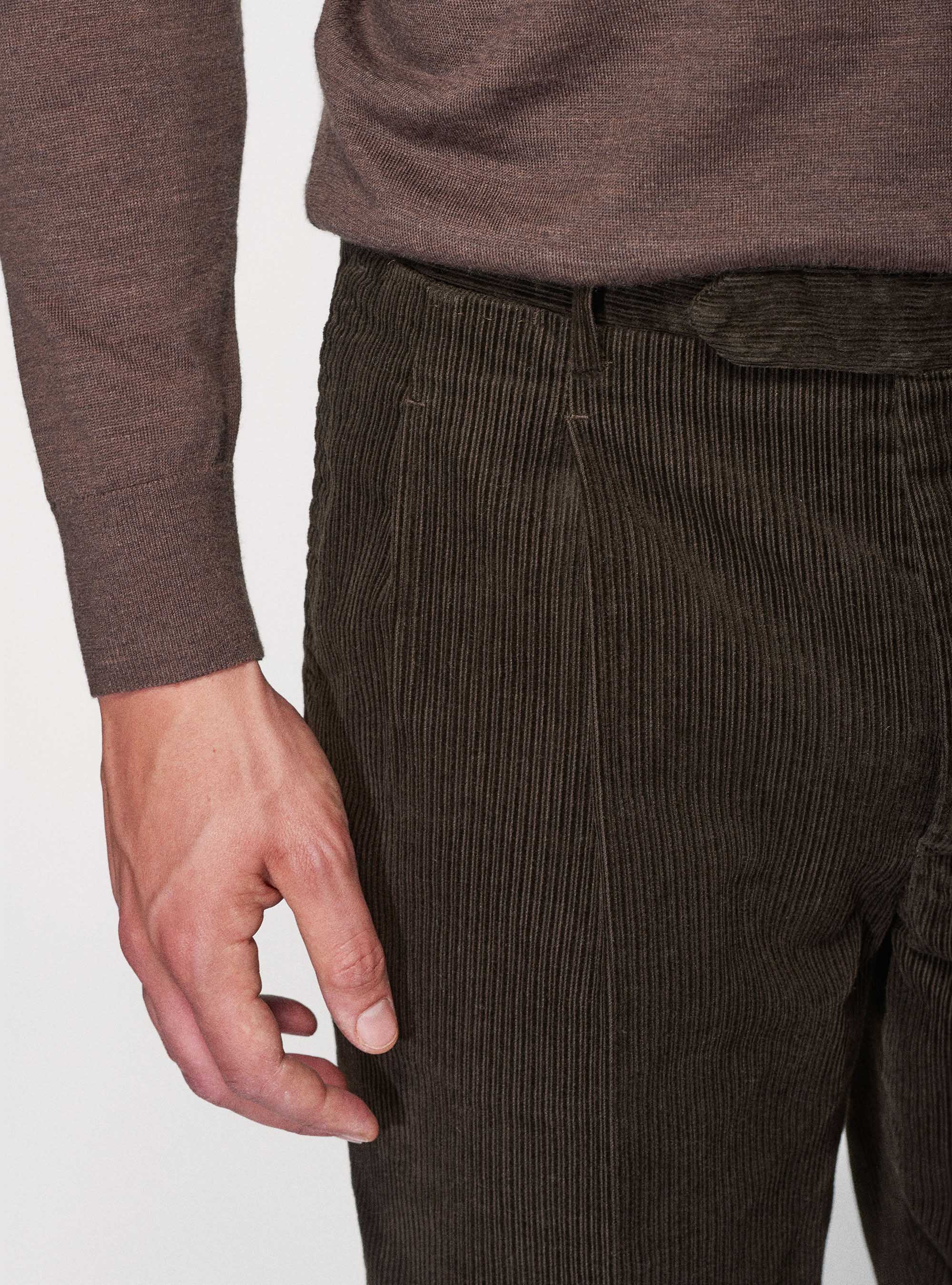 Cotton velvet double pleat trousers, BROWN