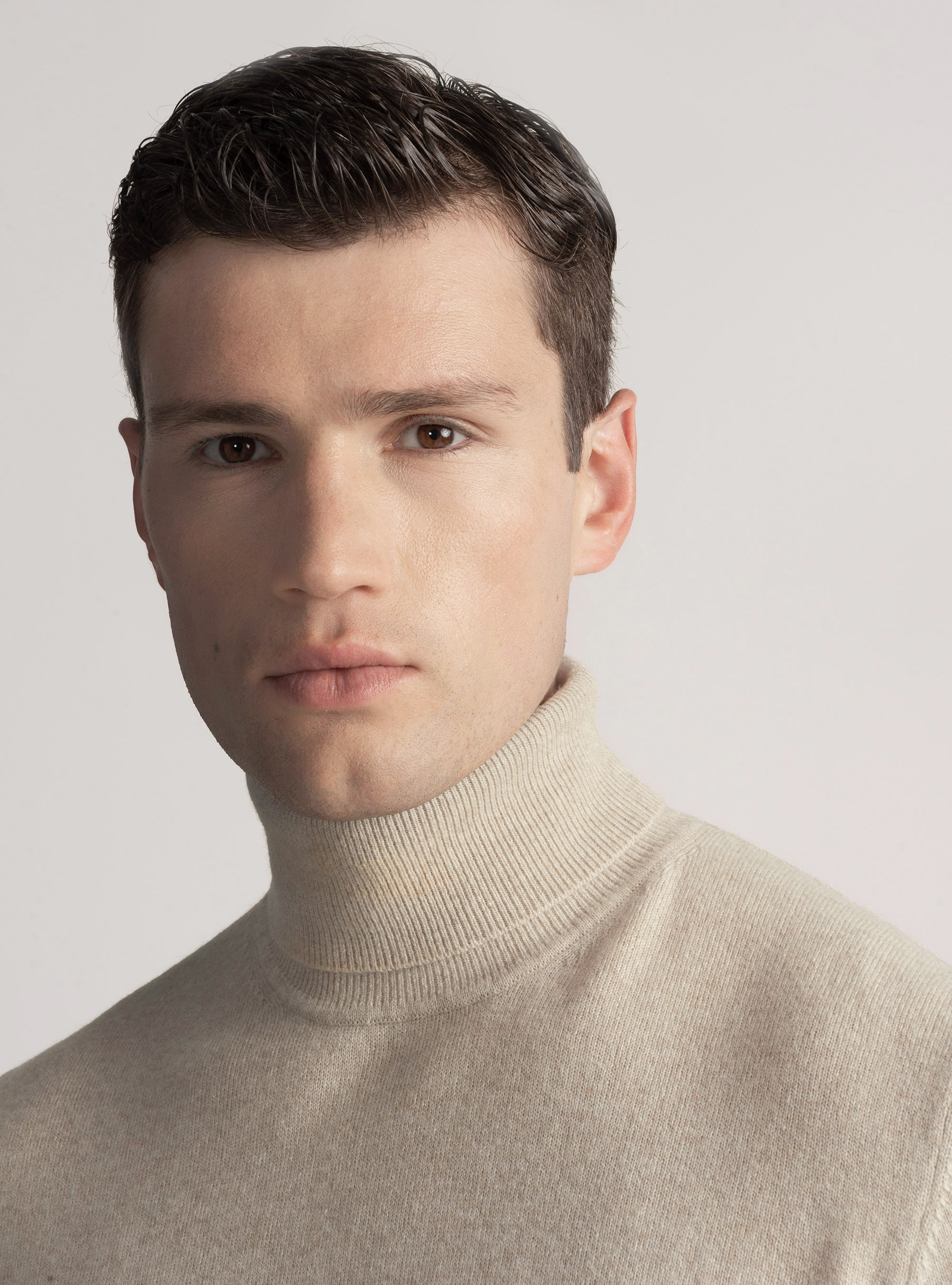 Cashmere turtleneck, ECRU