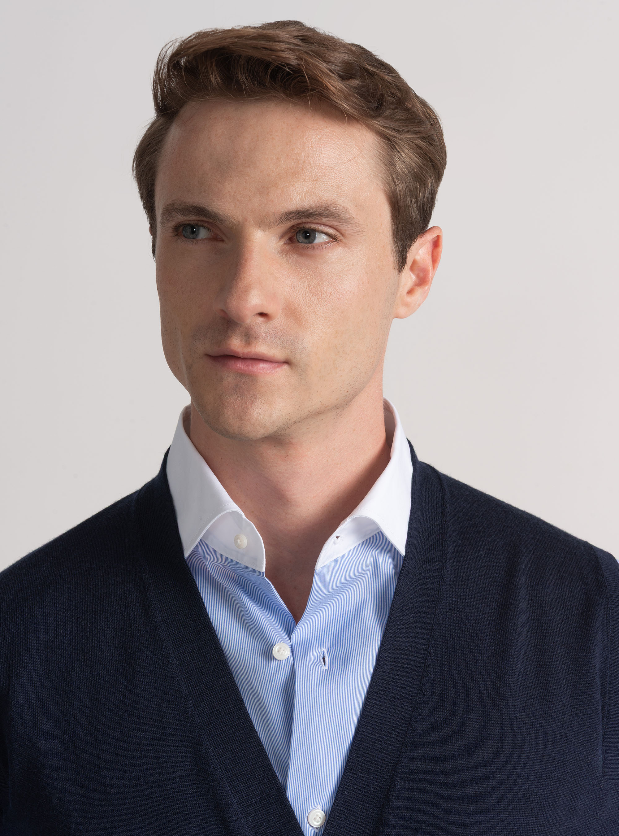 Knitted gilet with buttons in extra-fine merino wool, NAVY BLUE