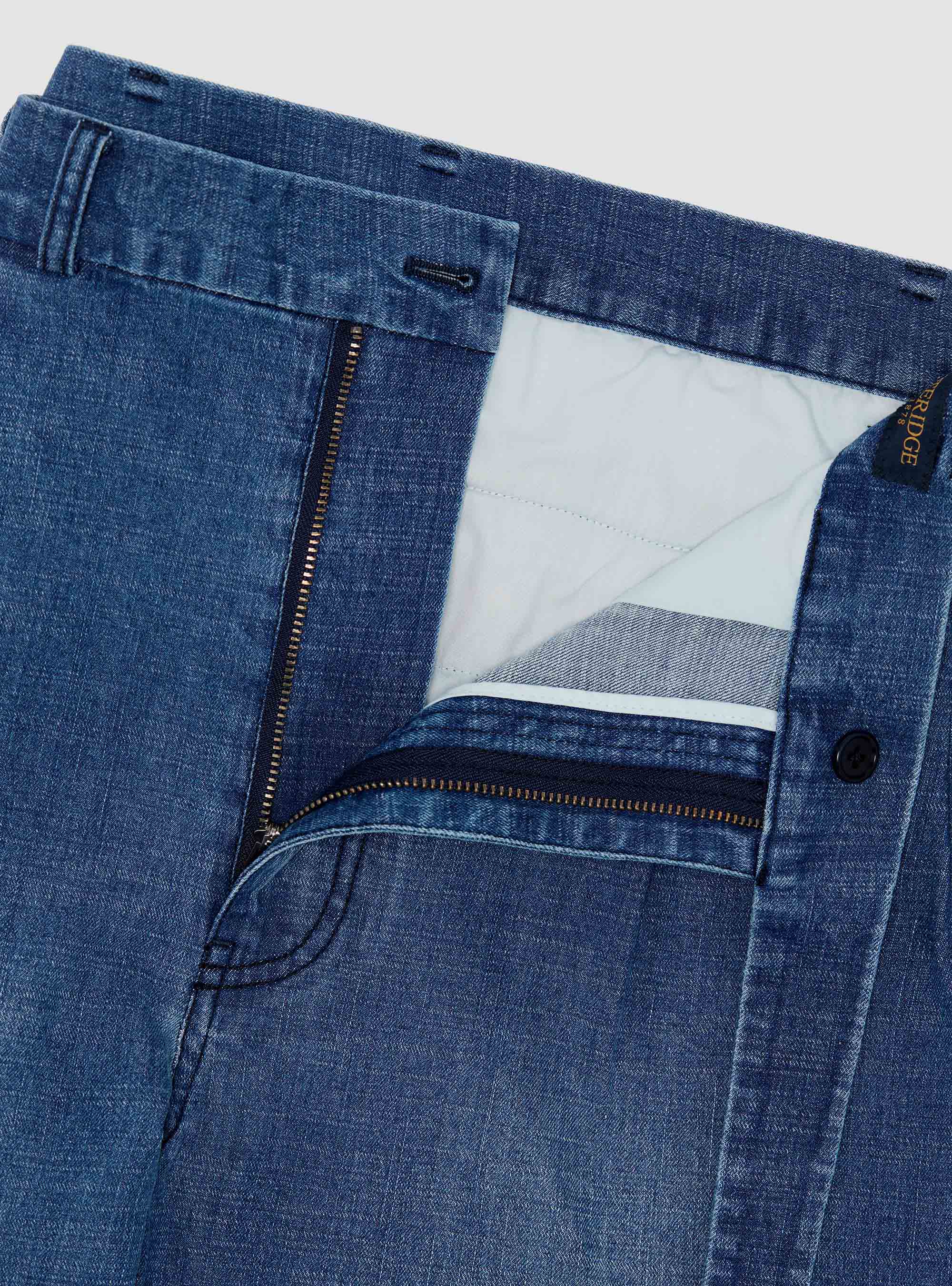 Pantaloni loose fit con pince in cotone chambray, BLU