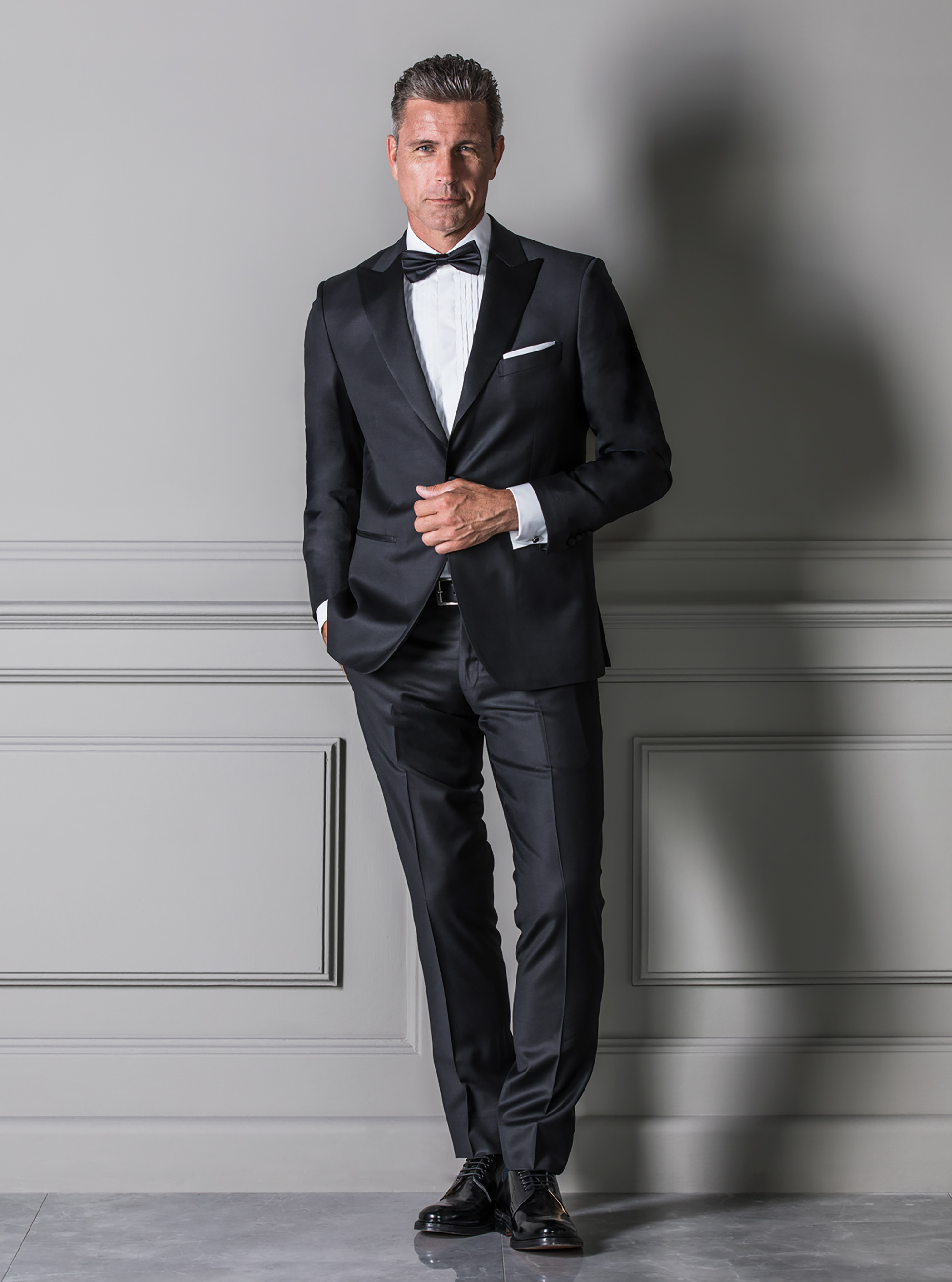 120's Superfine Wool Tuxedo, NEGRO