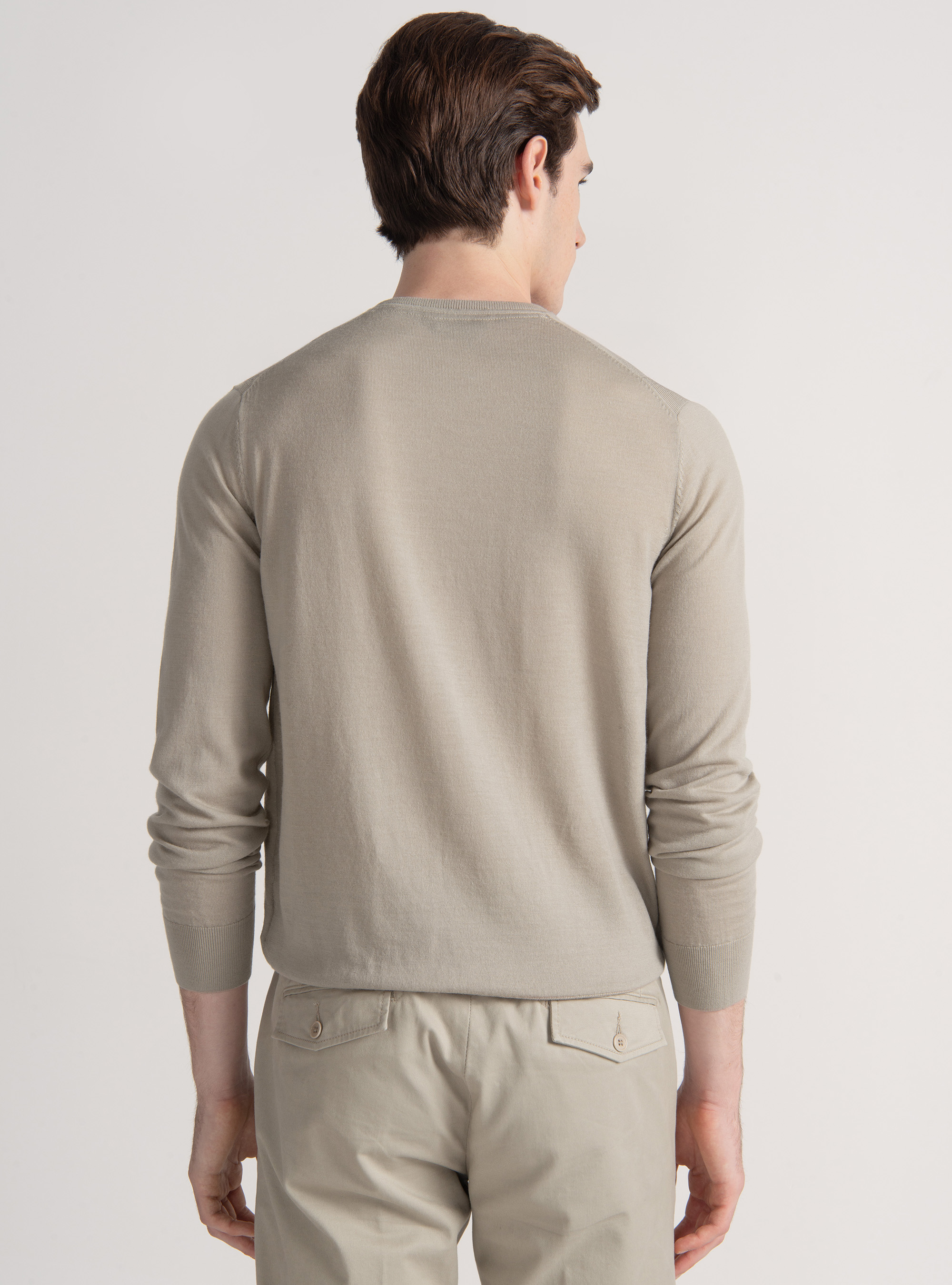 Punto de cuello redondo de pura lana merina extrafina, ARENA