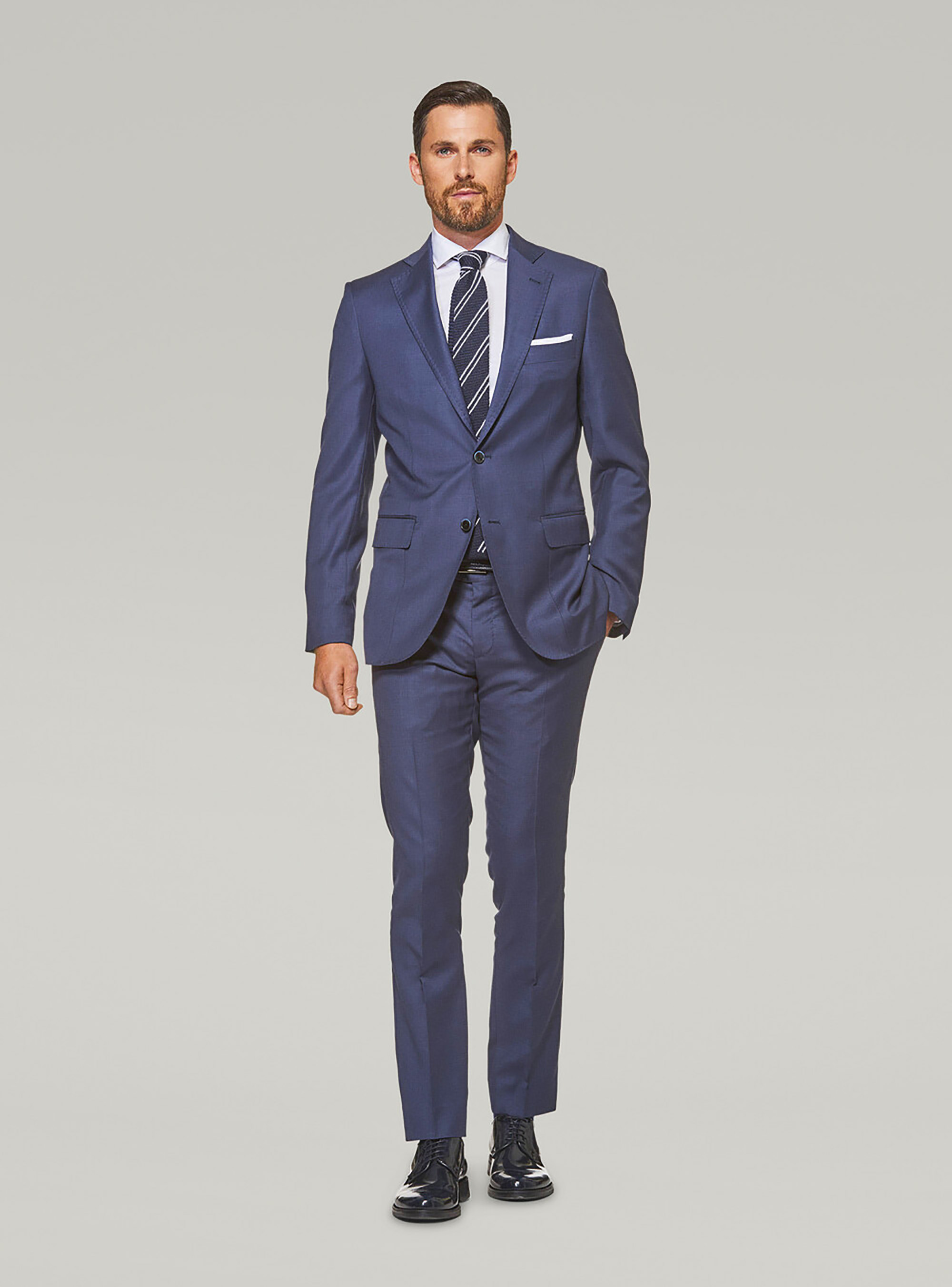 Ink blue suit in pure wool, 