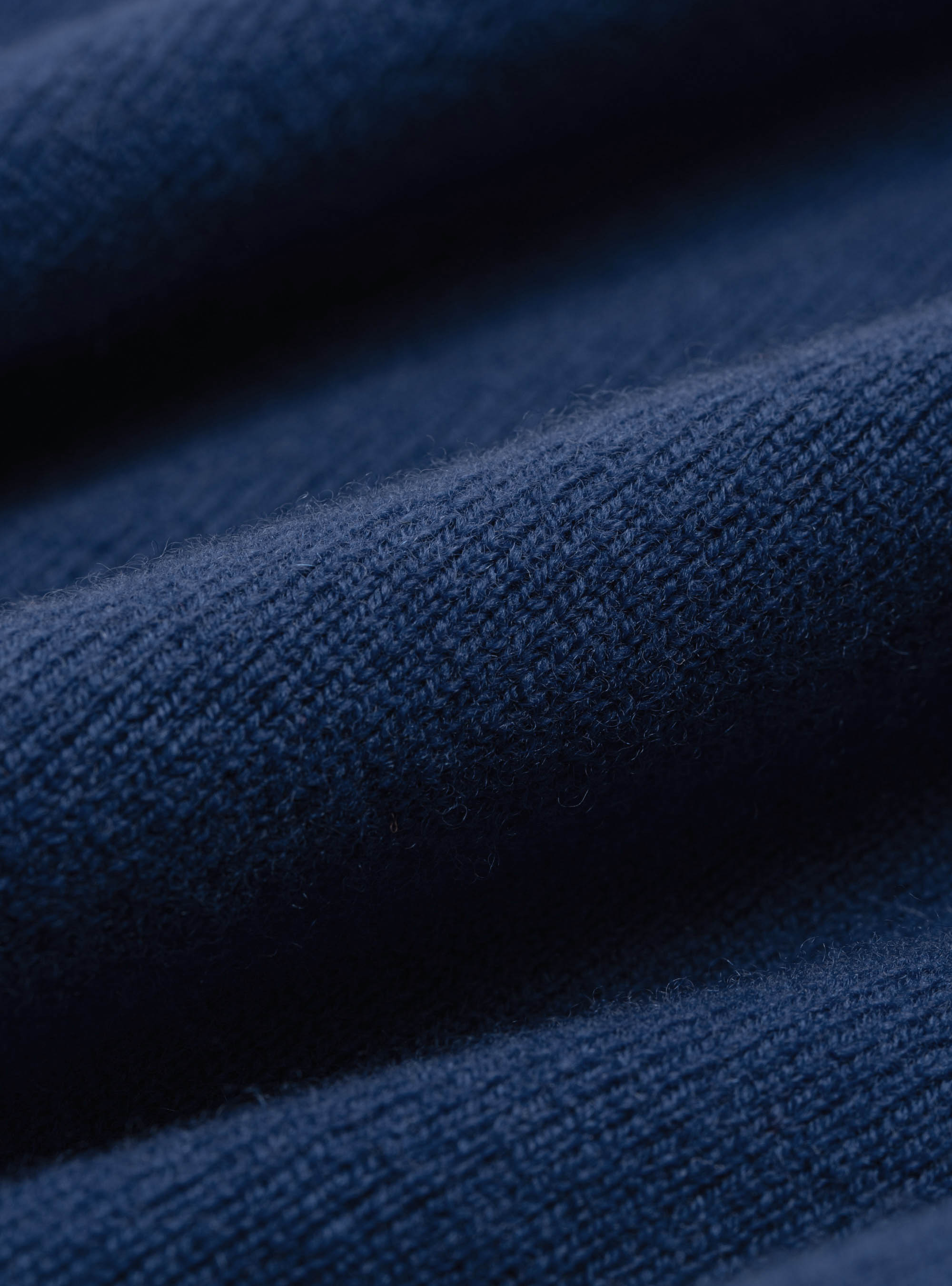 Maglia girocollo in lana lambswool e cashmere, INCHIOSTRO