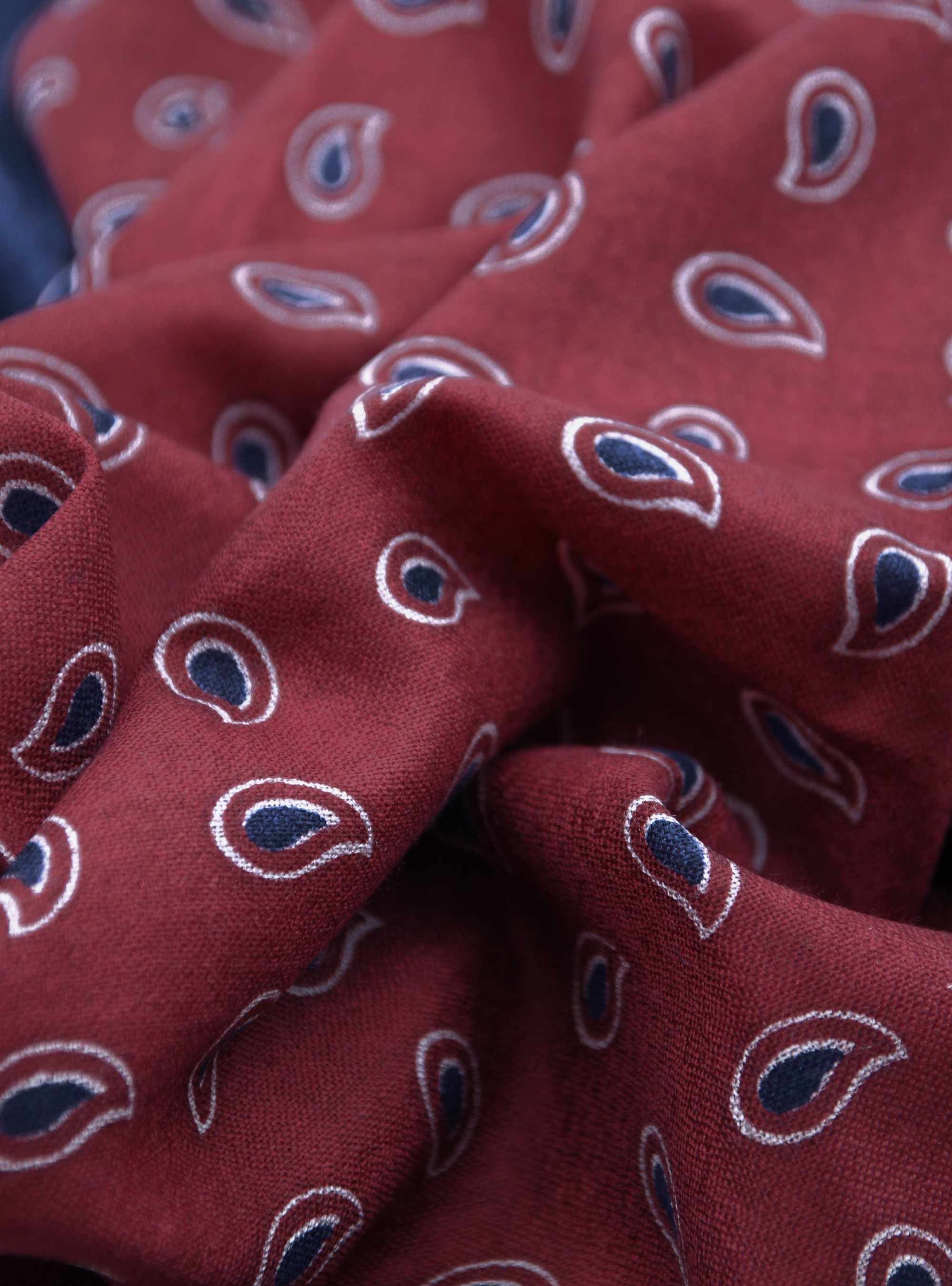 PAISLEY WOOL SCARF, BORDEAUX