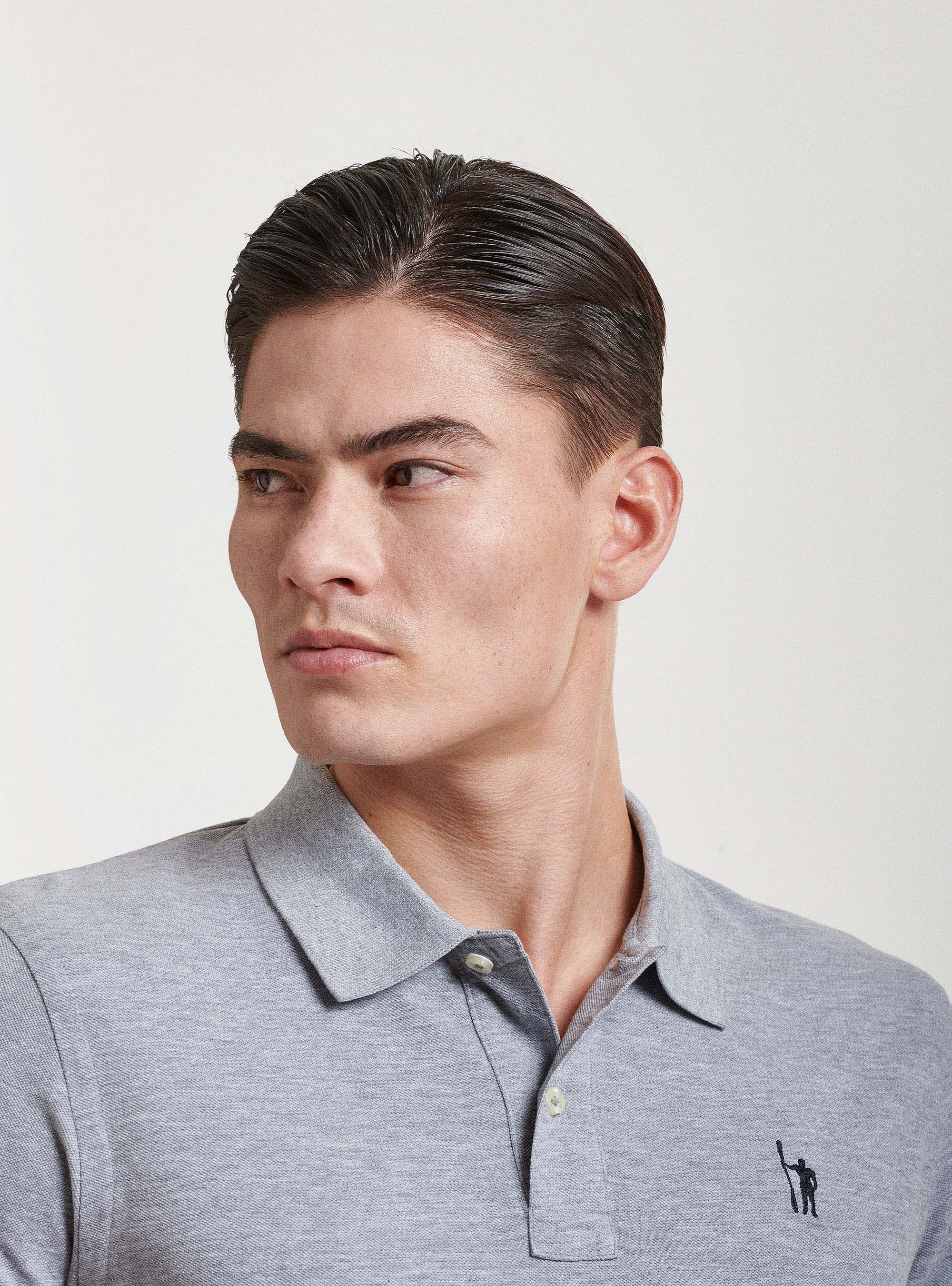 Polo in piquet con ricamo, GRIGIO CHIARO