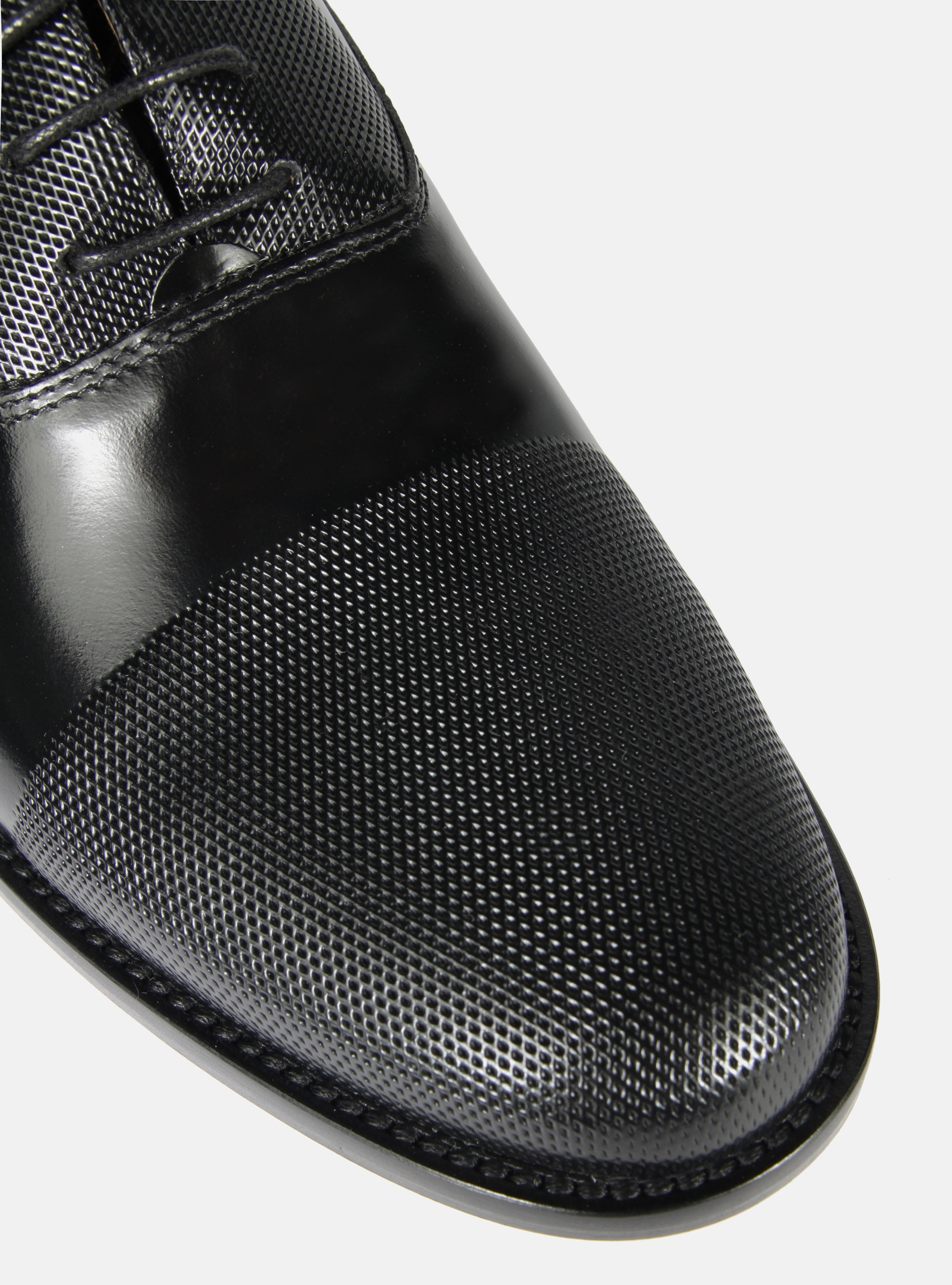 Stringata in pelle micro intreccio, NERO