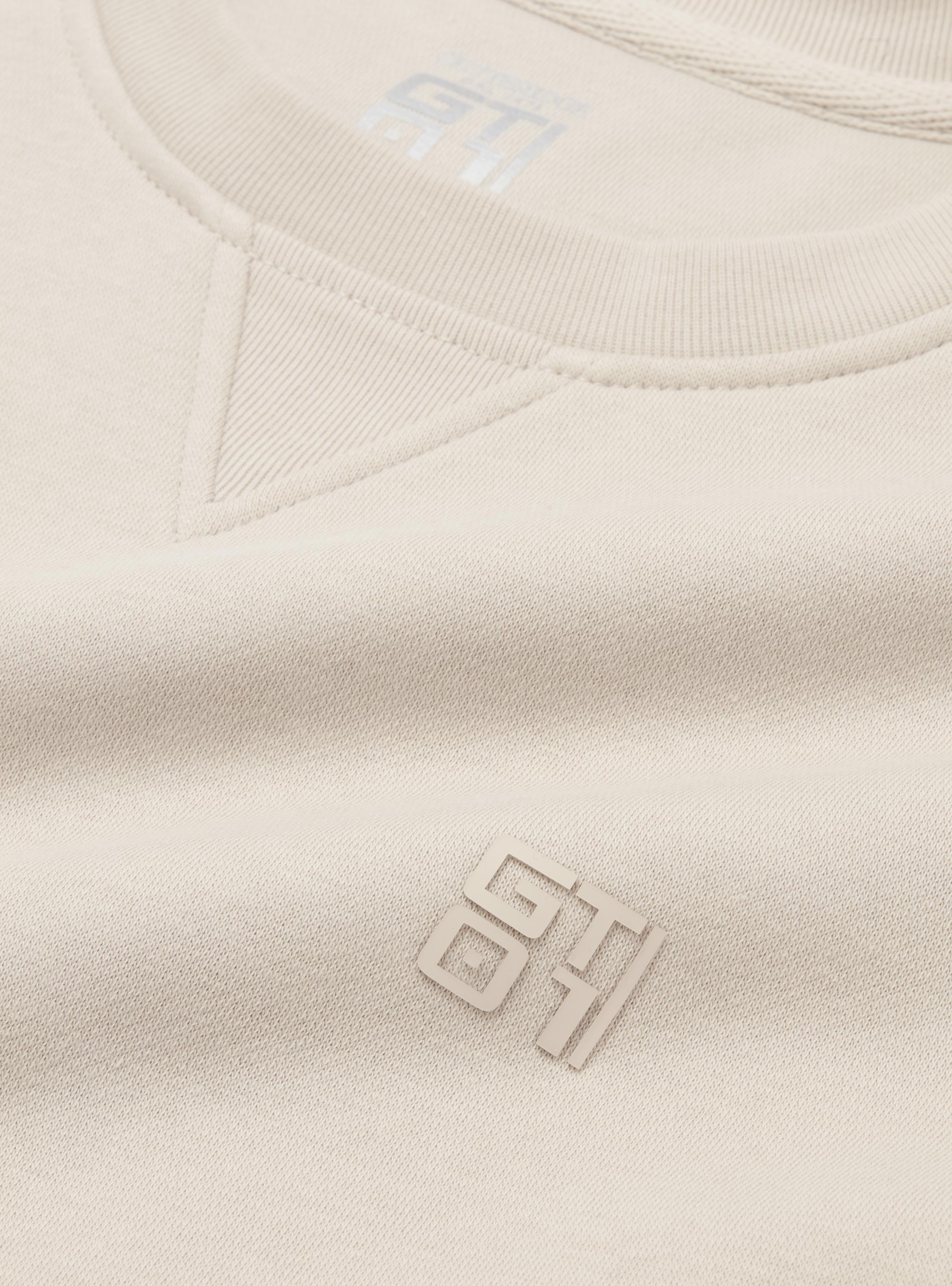Sudadera con cuello redondo y logotipo de goma GT01, CRUDO