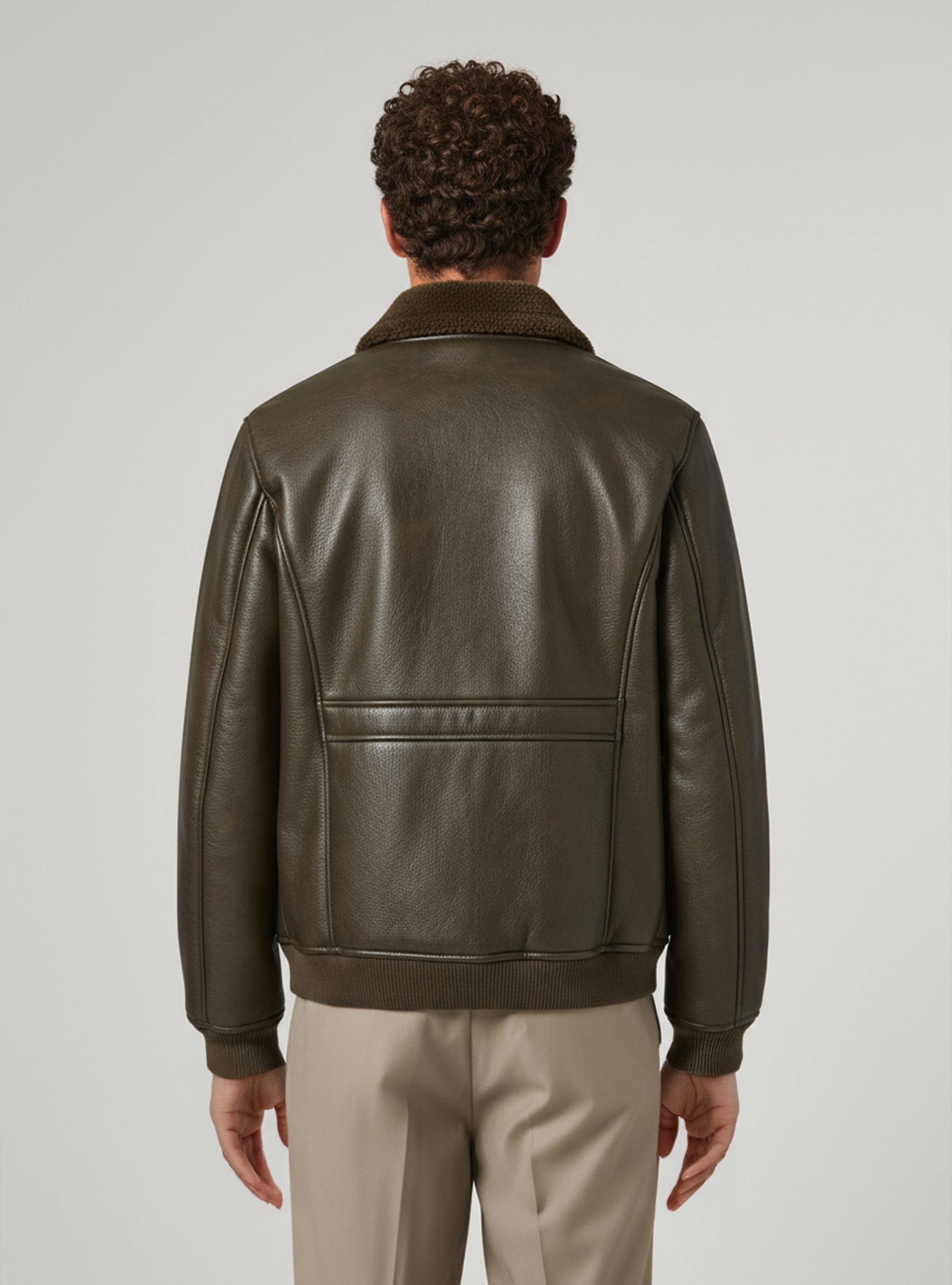 Bomber in similpelle con tasconi, MILITARE 0609C