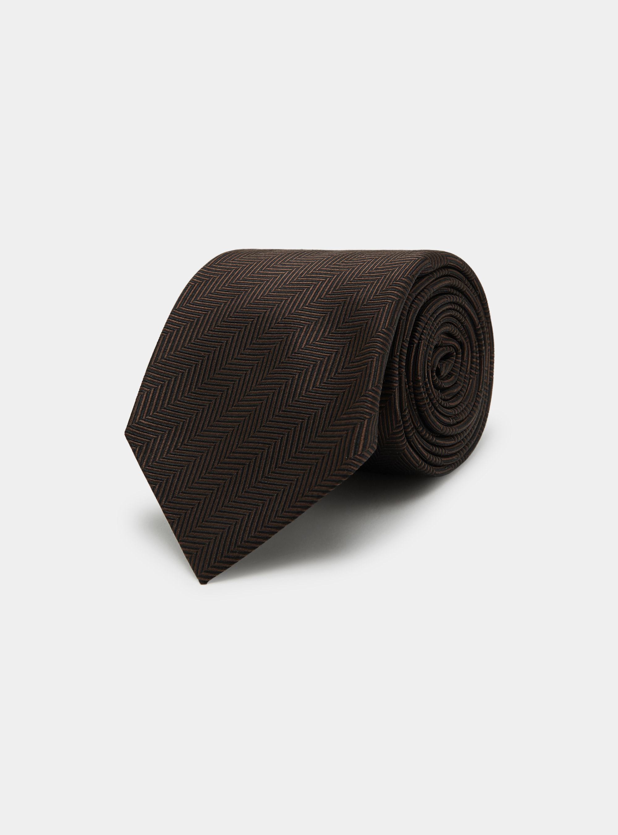 Einfarbige Seidenkrawatte mit Fischgr&auml;tmuster, MARRONE 0507C