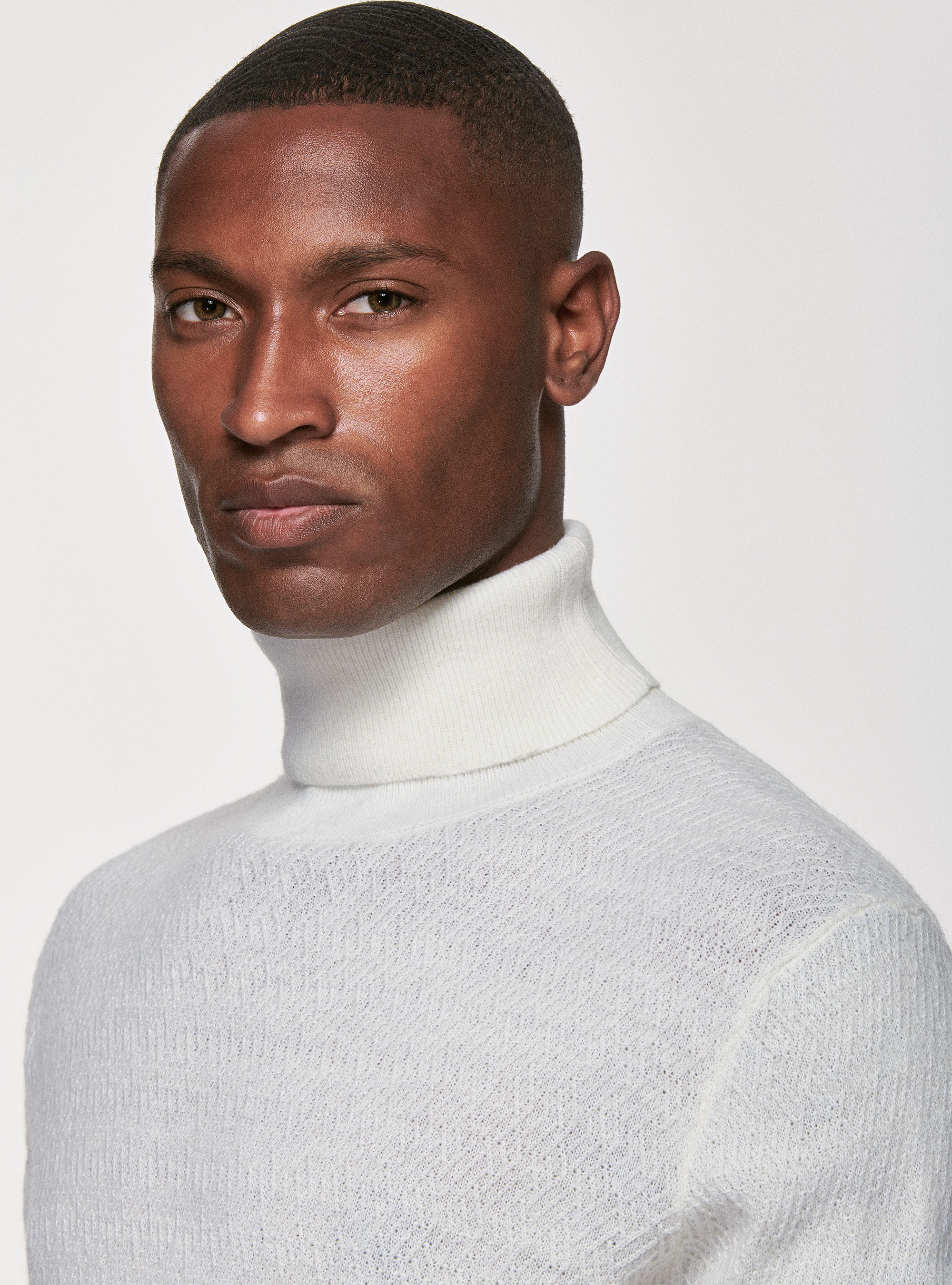 Cuello alto de mezcla de lana texturizada, BLANCO